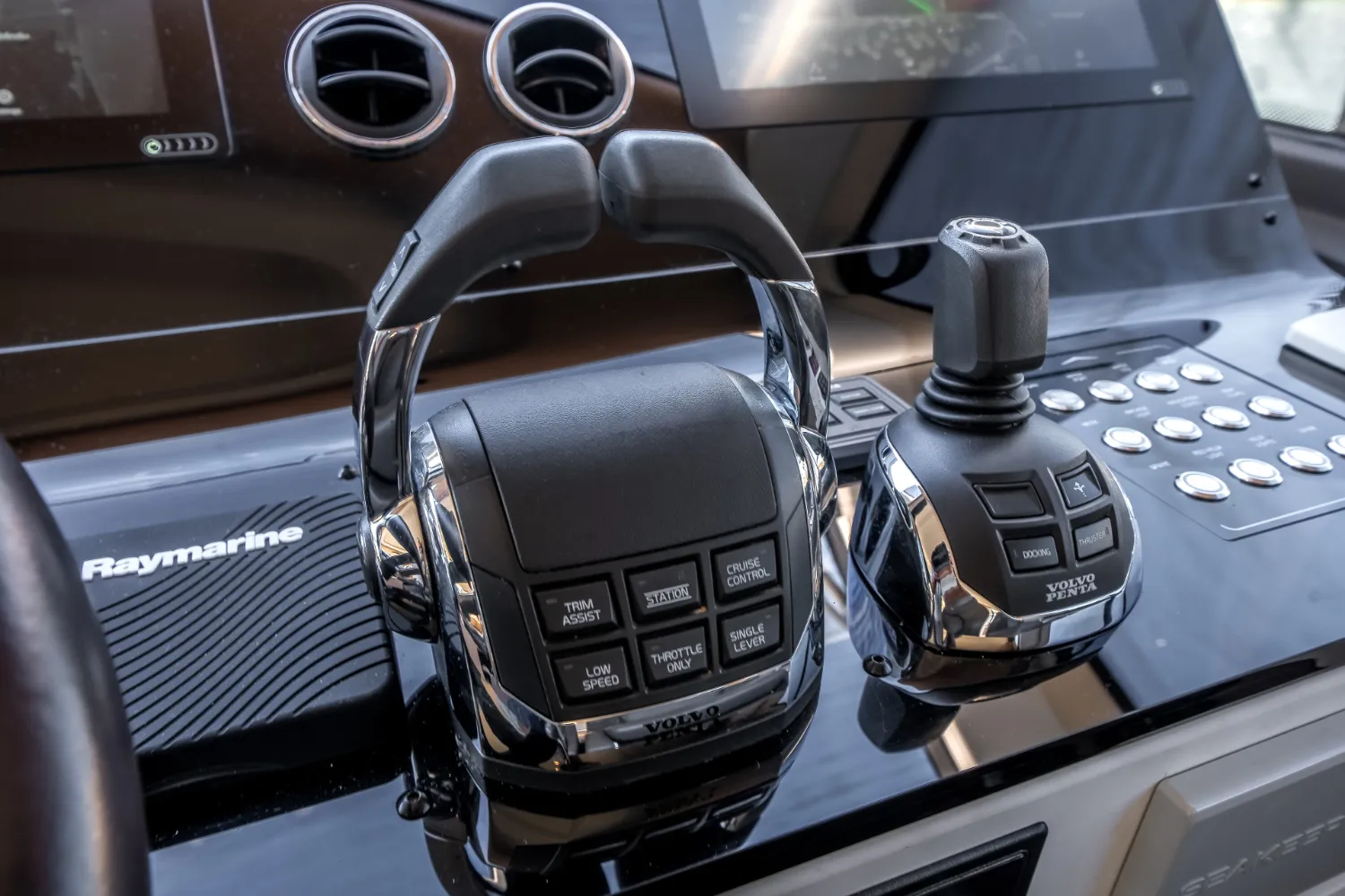 2021 Azimut 60 Flybridge Image Thumbnail #48