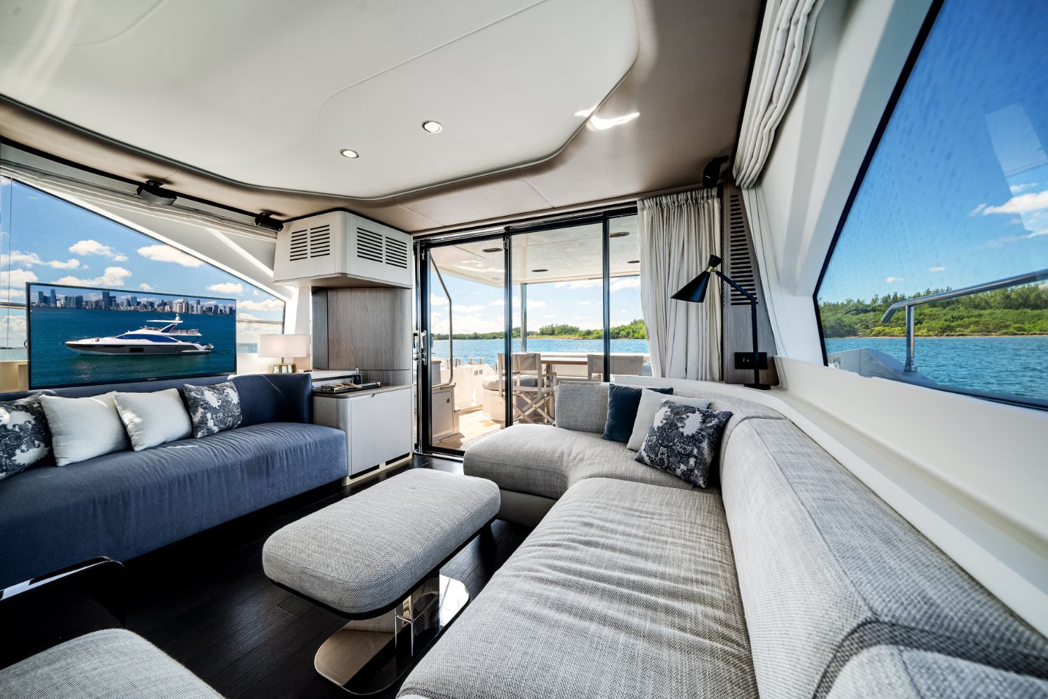 2021 Azimut 60 Flybridge Image Thumbnail #34