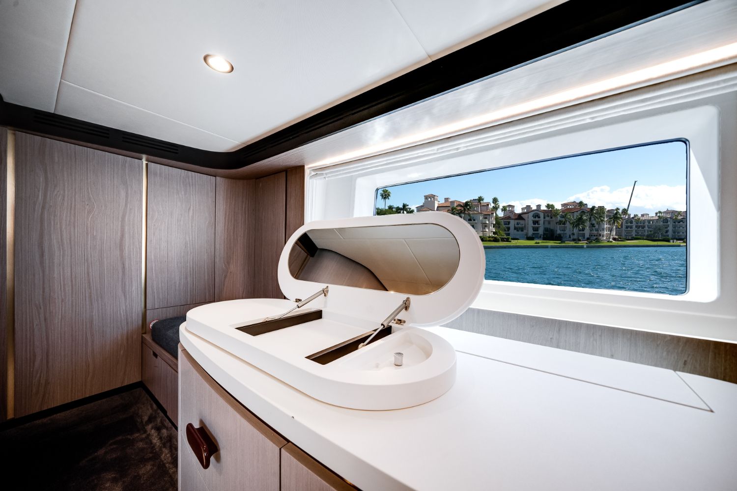 2021 Azimut 60 Flybridge Image Thumbnail #72