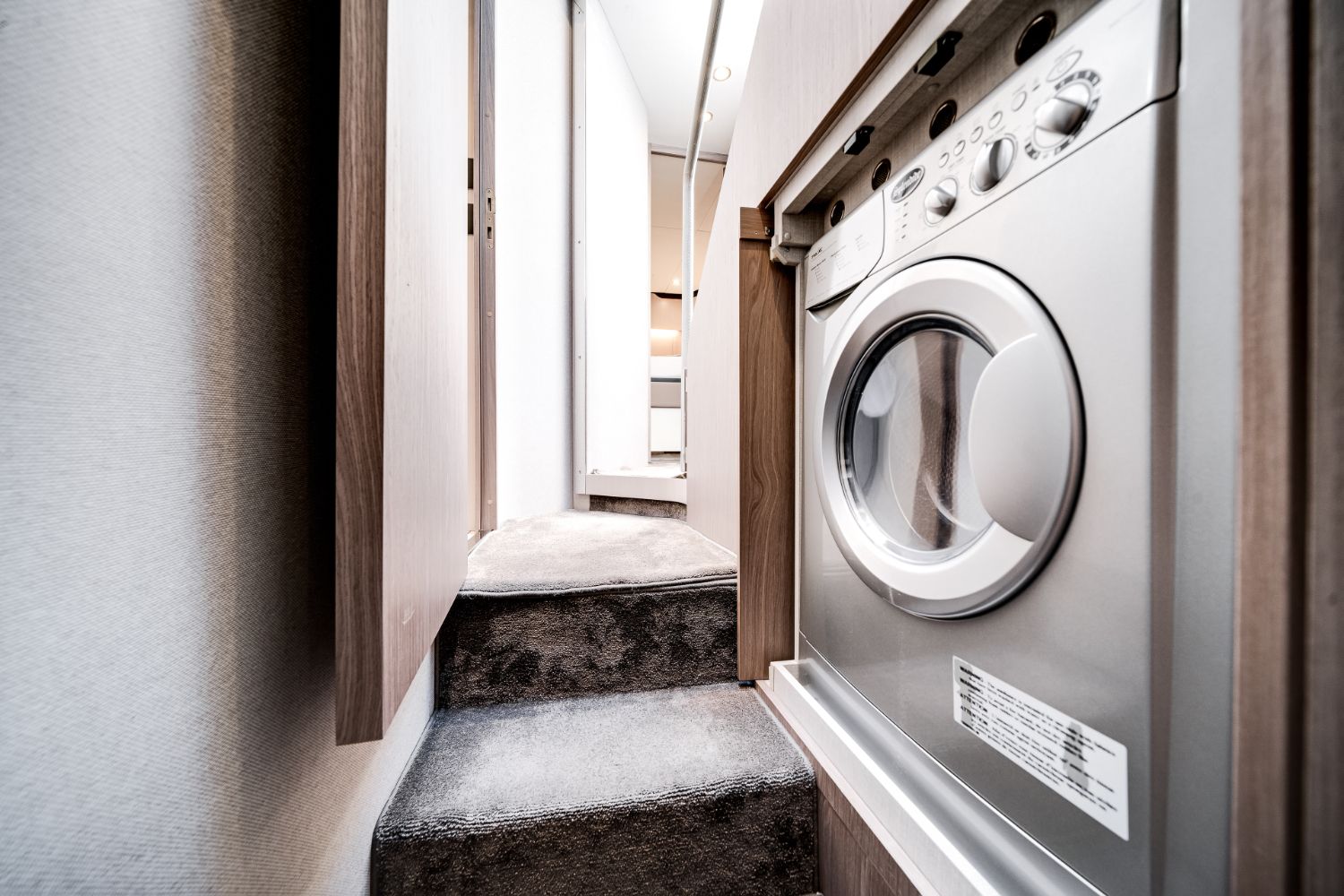 2021 Azimut 60 Flybridge Image Thumbnail #65