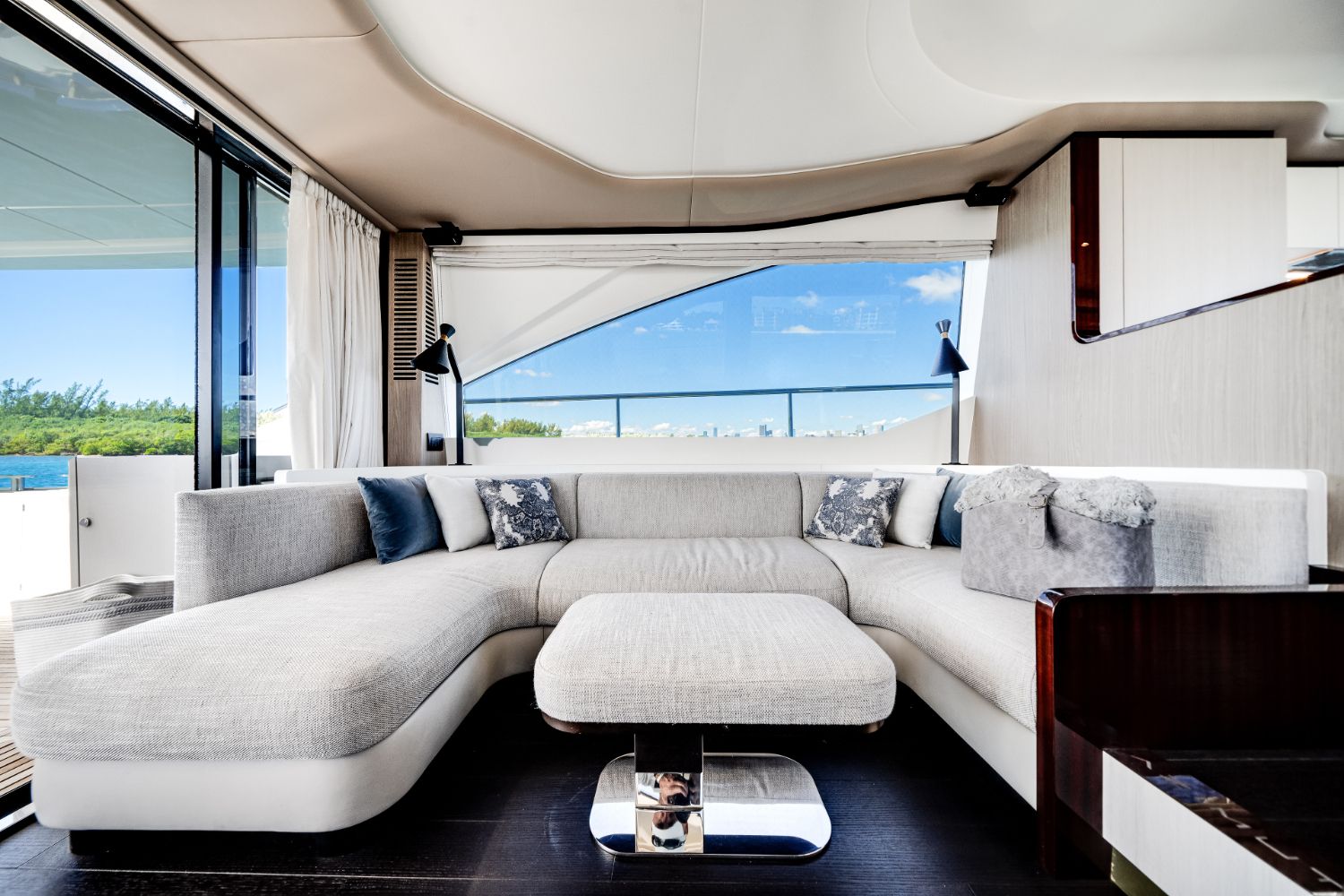 2021 Azimut 60 Flybridge Image Thumbnail #35