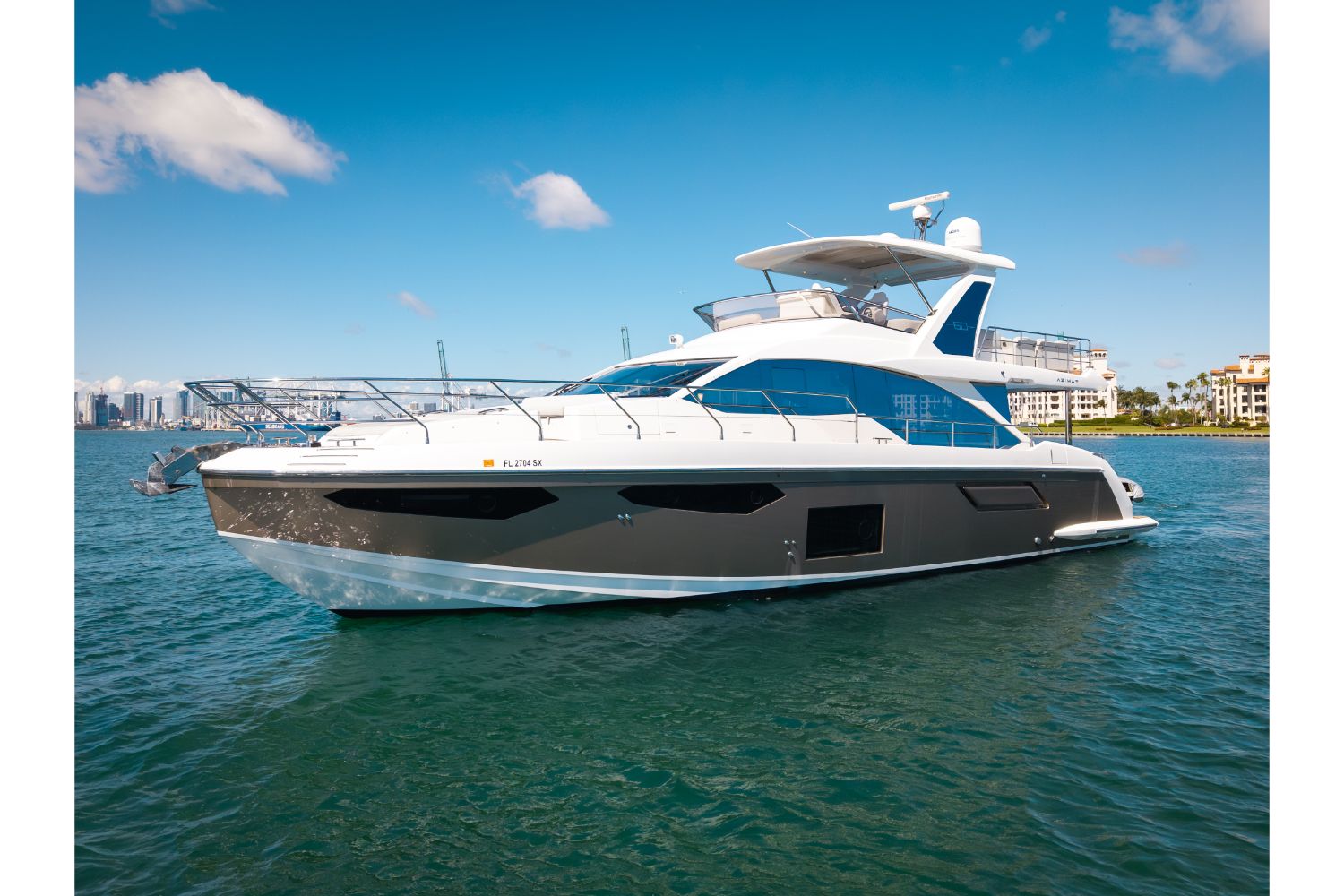 2021 Azimut 60 Flybridge Image Thumbnail #12