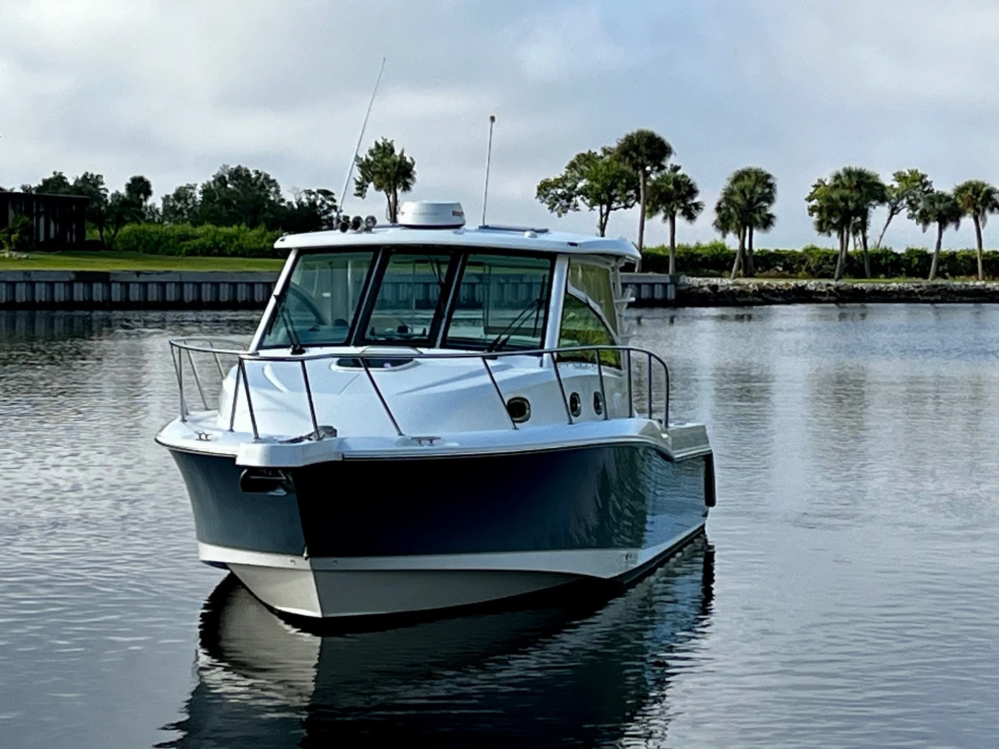 2016 Boston Whaler 345 CONQUEST Image Thumbnail #5