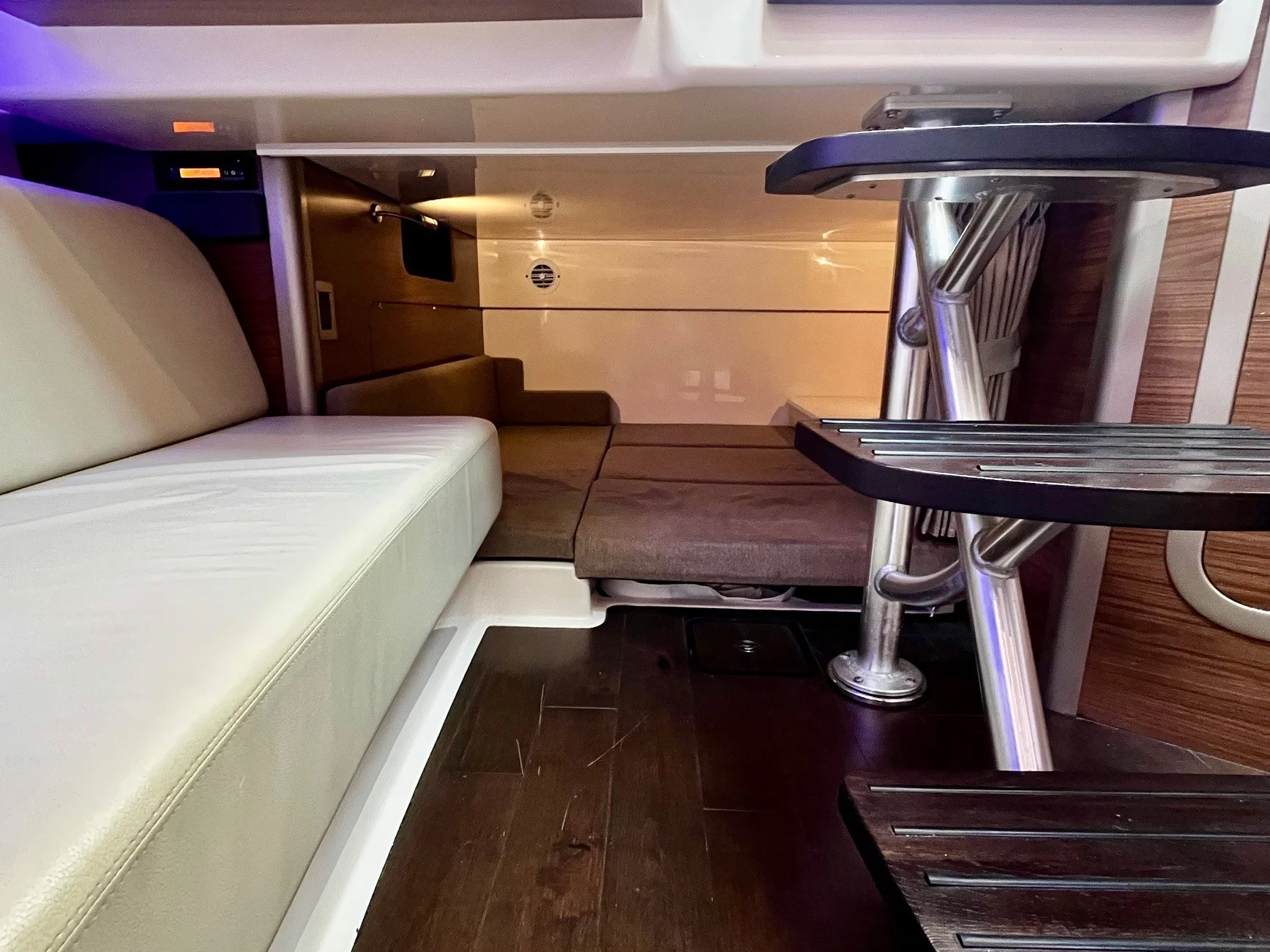 2016 Boston Whaler 345 CONQUEST Image Thumbnail #29