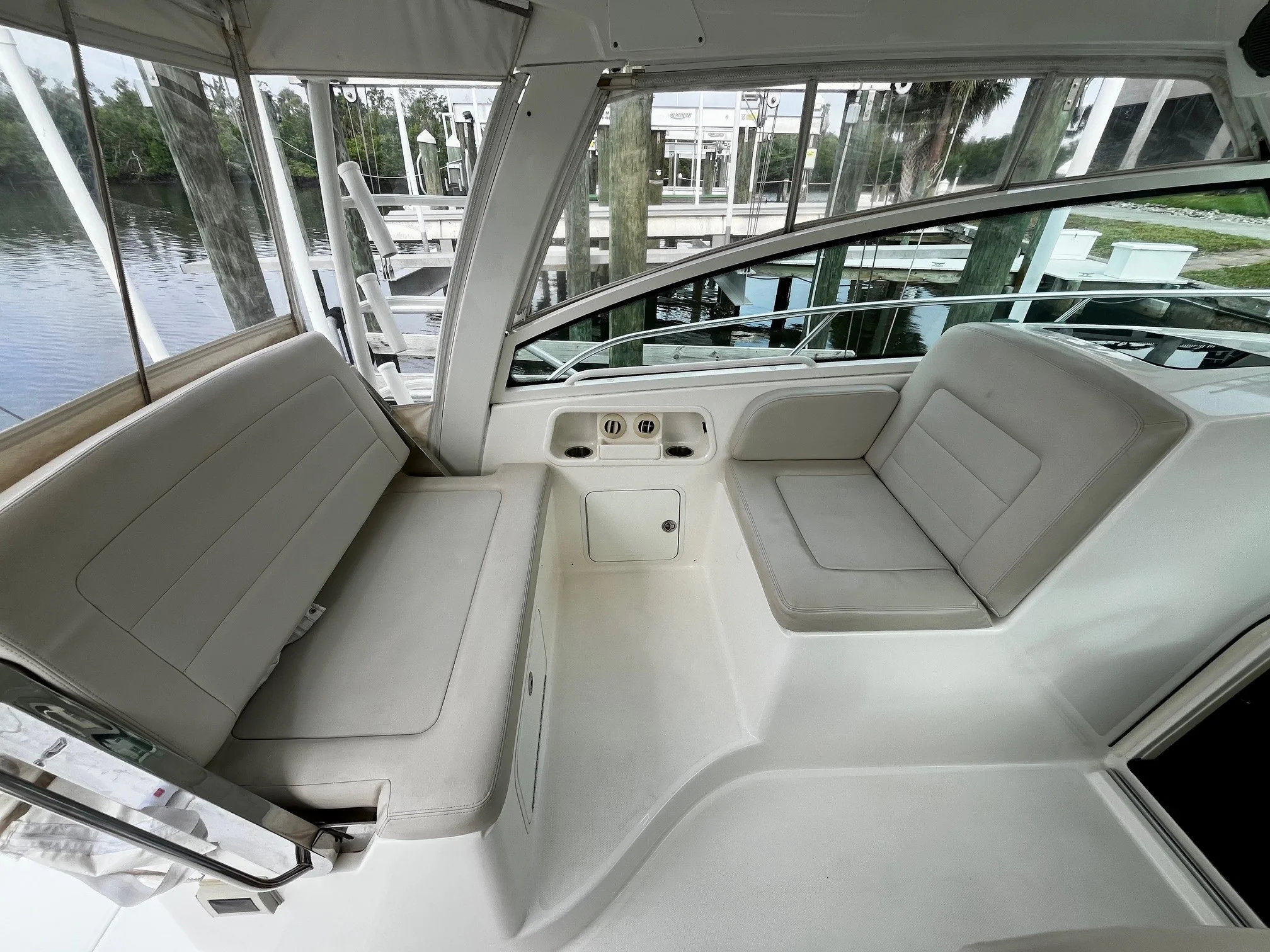 2016 Boston Whaler 345 CONQUEST Image Thumbnail #20
