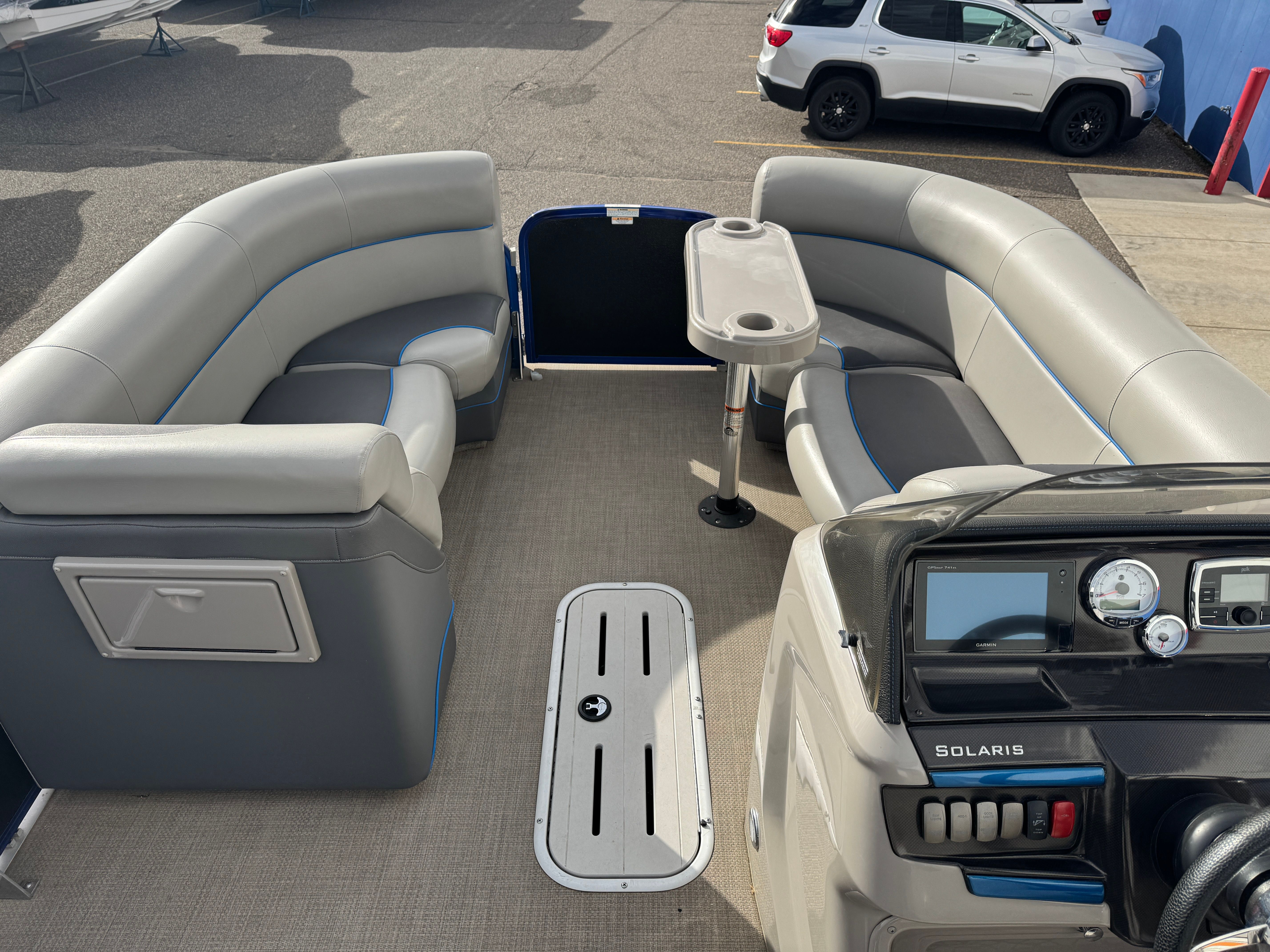 2016 Premier 230 SOLARIS Image Thumbnail #32