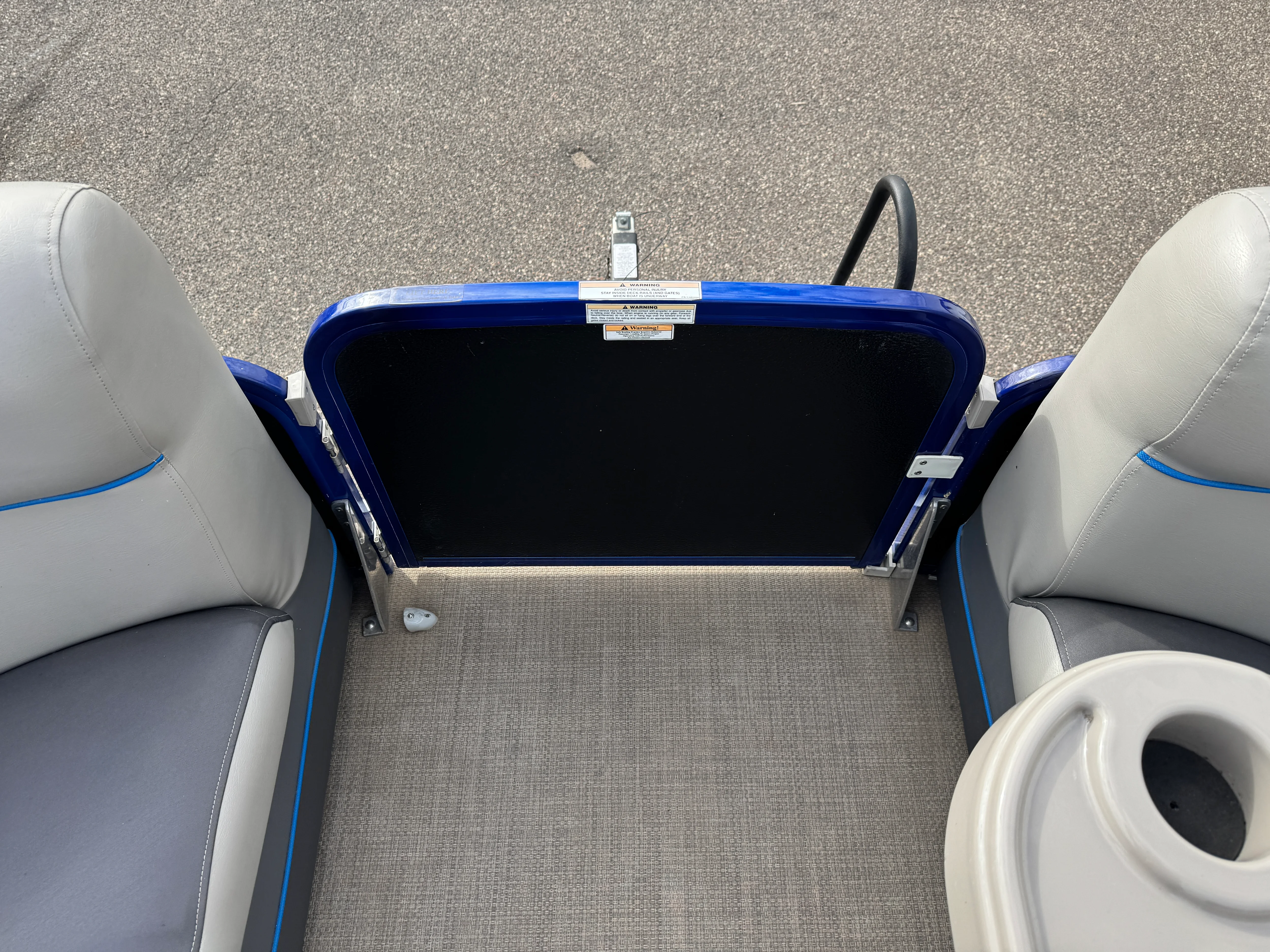 2016 Premier 230 SOLARIS Image Thumbnail #37