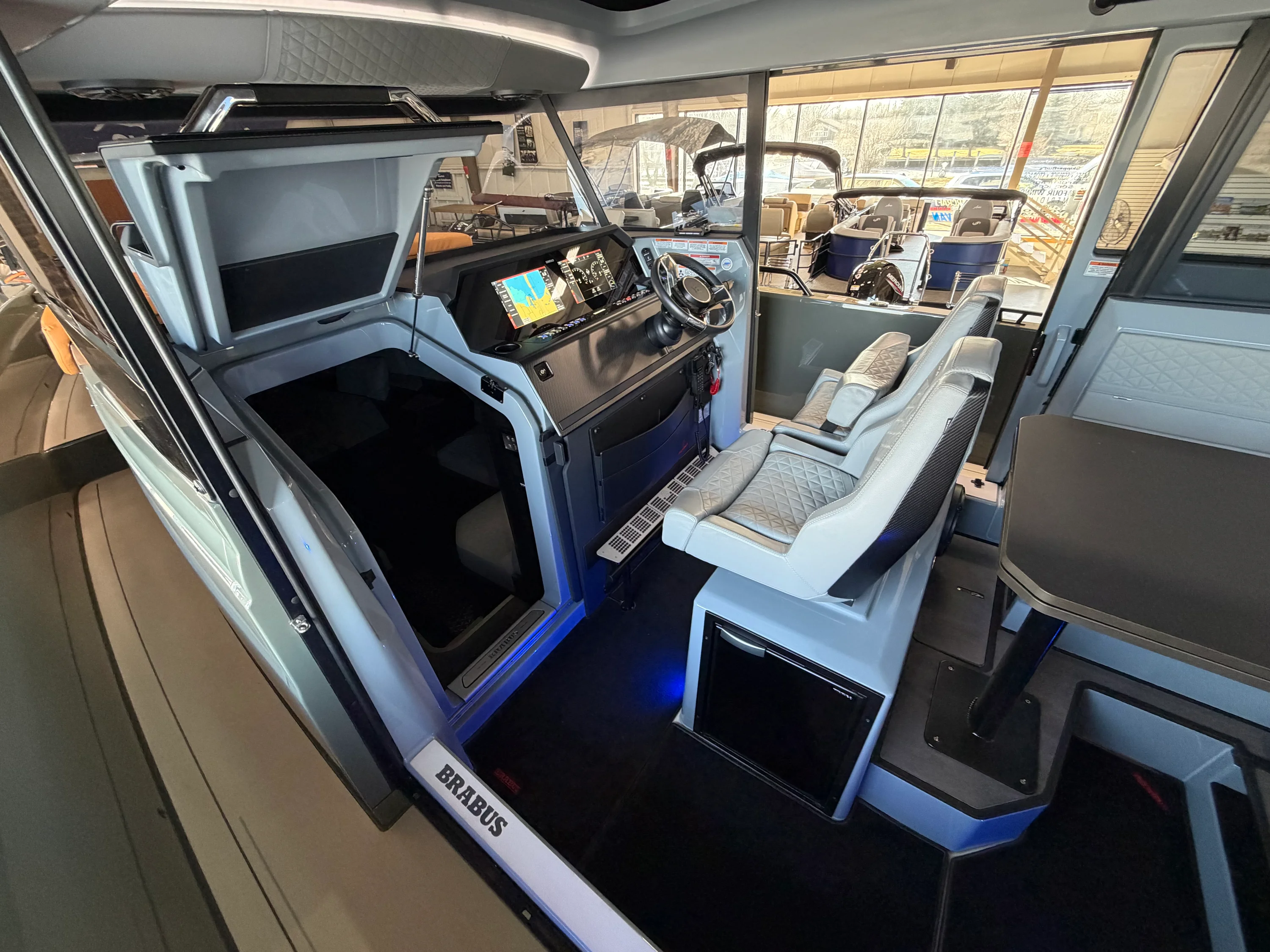 2024 Axopar 37 CROSS CABIN BRABUS Image Thumbnail #25