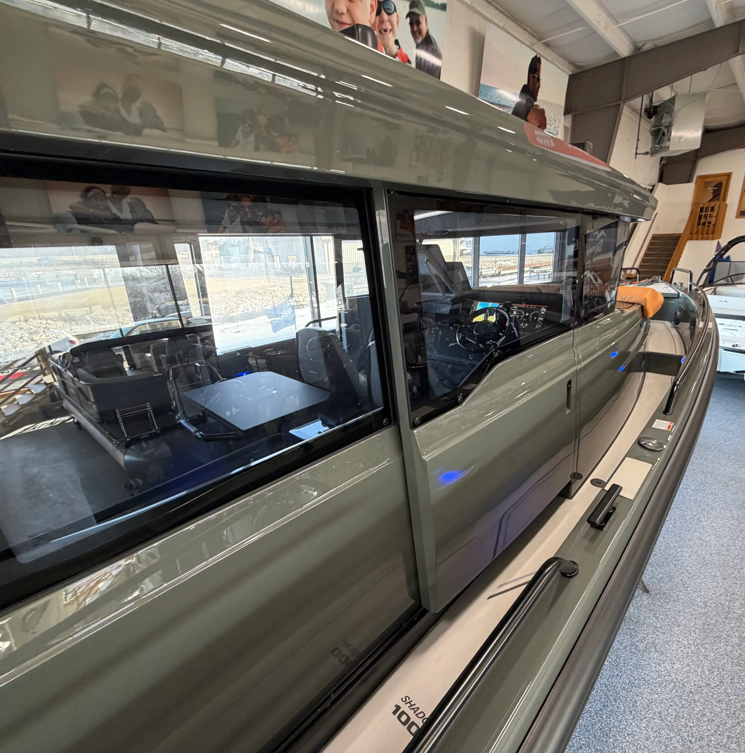 2024 Axopar 37 CROSS CABIN BRABUS Image Thumbnail #59
