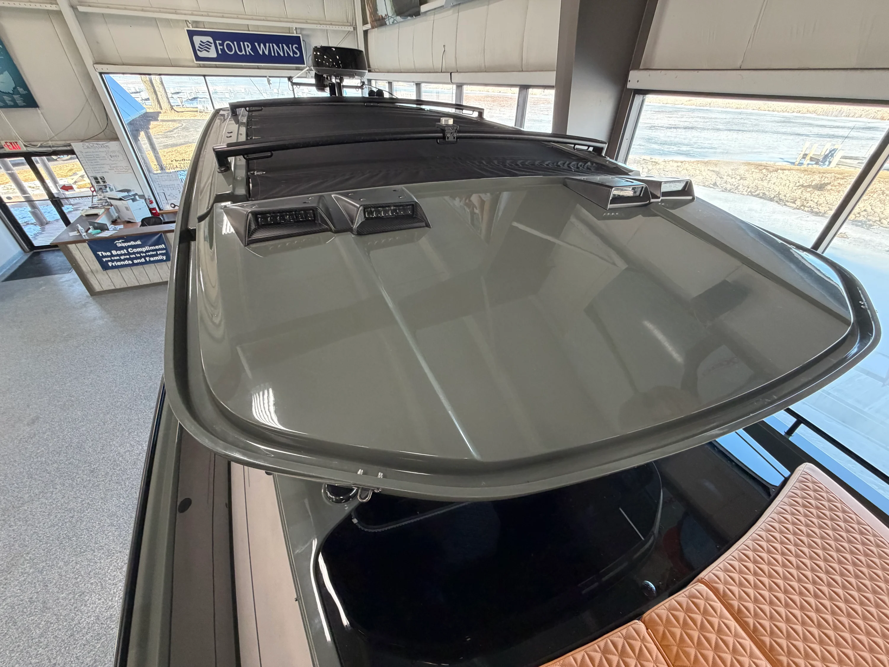 2024 Axopar 37 CROSS CABIN BRABUS Image Thumbnail #60