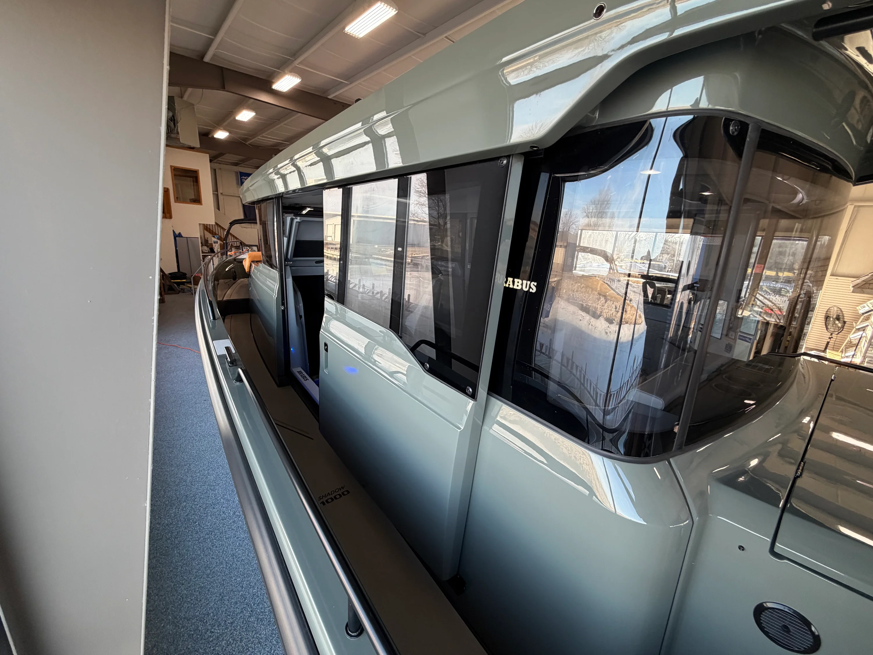 2024 Axopar 37 CROSS CABIN BRABUS Image Thumbnail #56