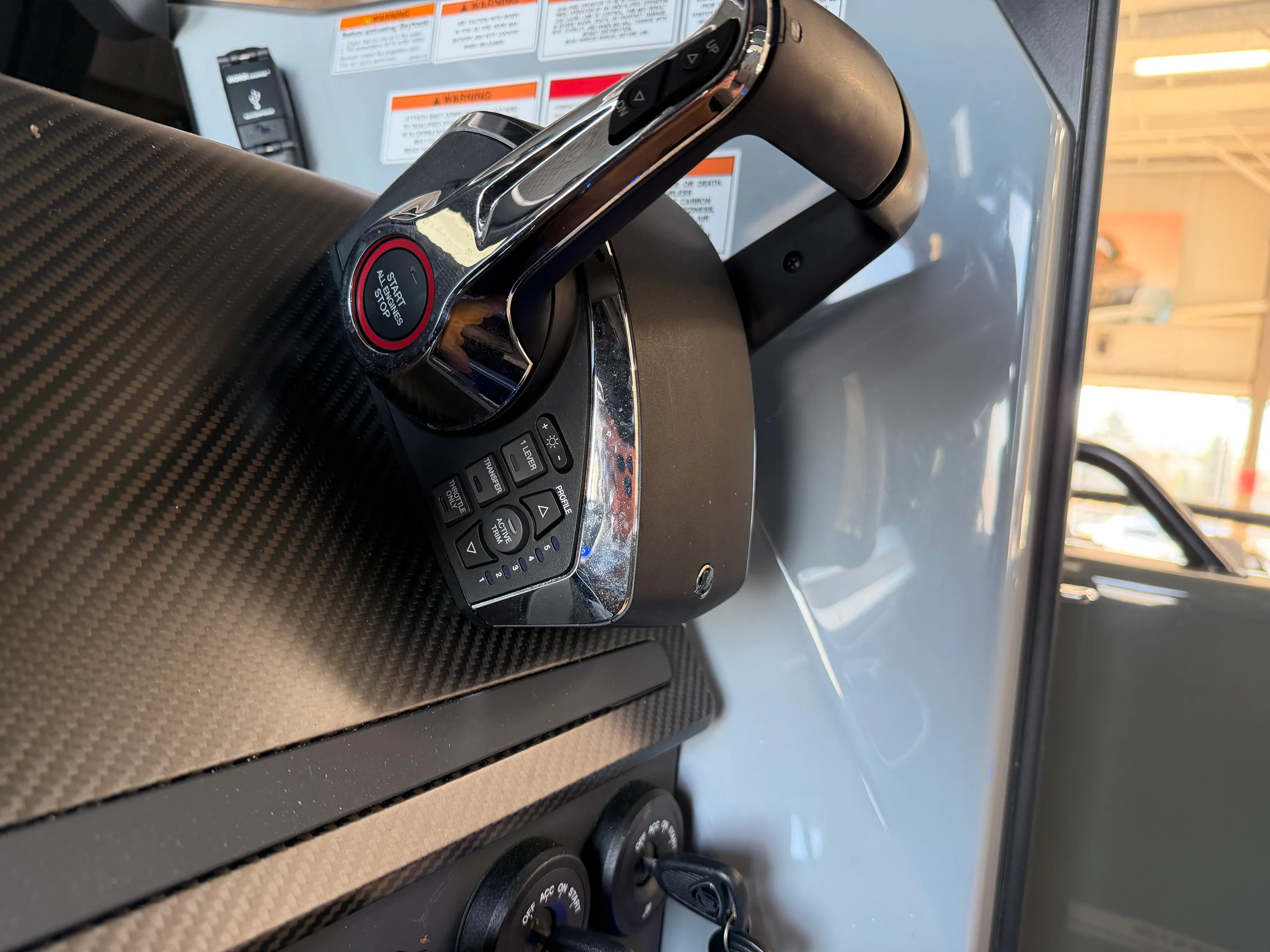 2024 Axopar 37 CROSS CABIN BRABUS Image Thumbnail #34