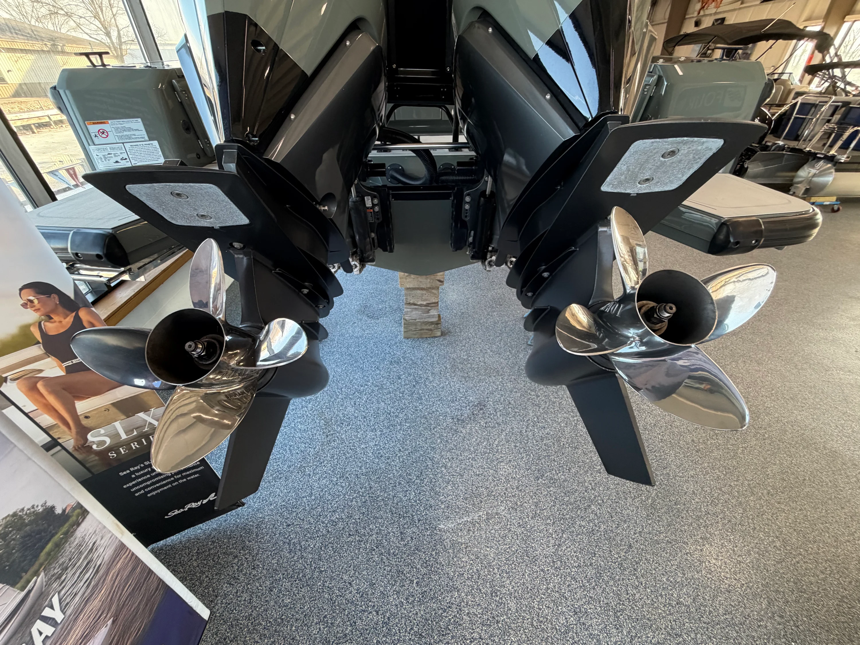 2024 Axopar 37 CROSS CABIN BRABUS Image Thumbnail #75