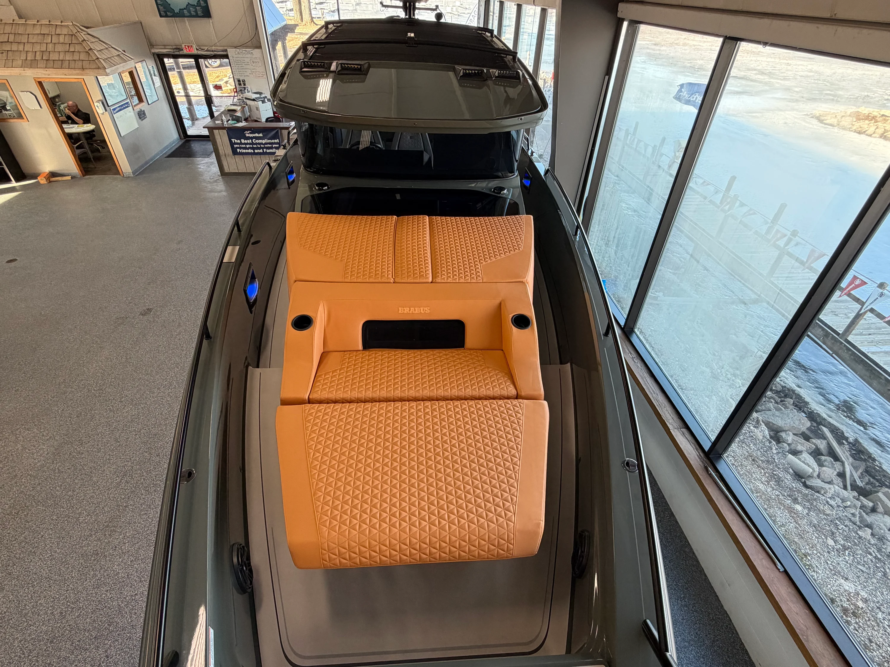 2024 Axopar 37 CROSS CABIN BRABUS Image Thumbnail #63