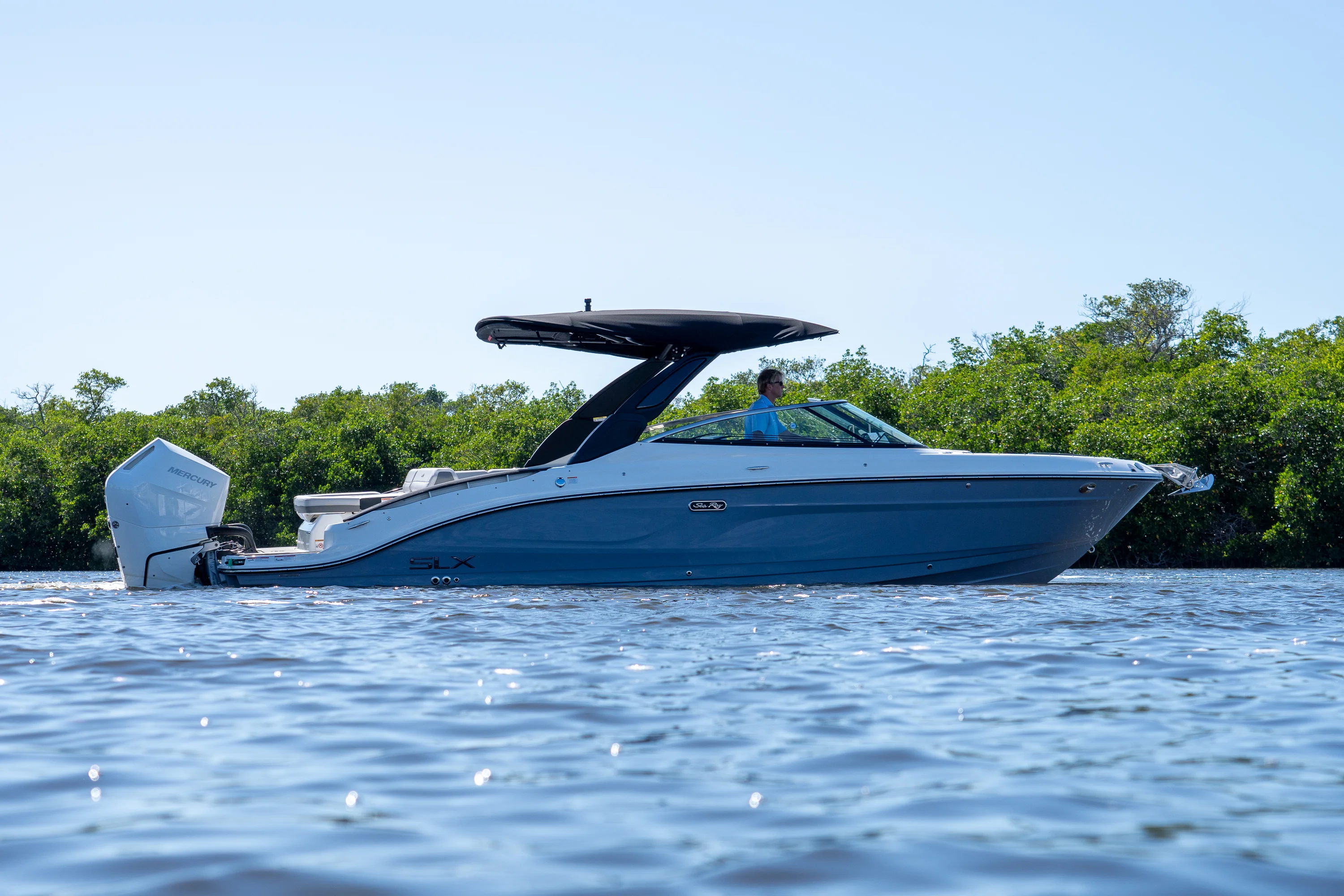 2026 Sea Ray SLX 280 Outboard Image Thumbnail #30