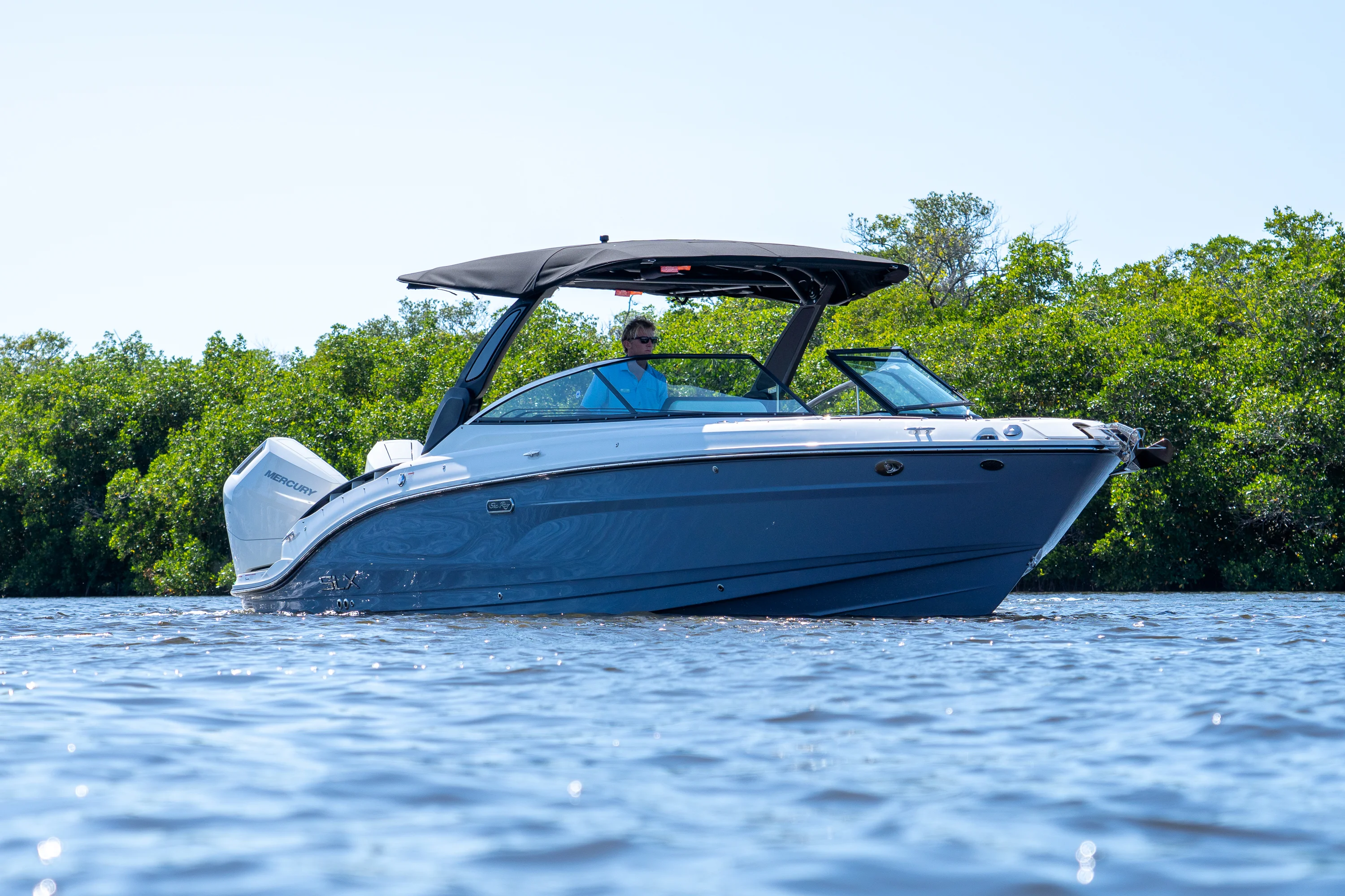 2026 Sea Ray SLX 280 Outboard Image Thumbnail #28