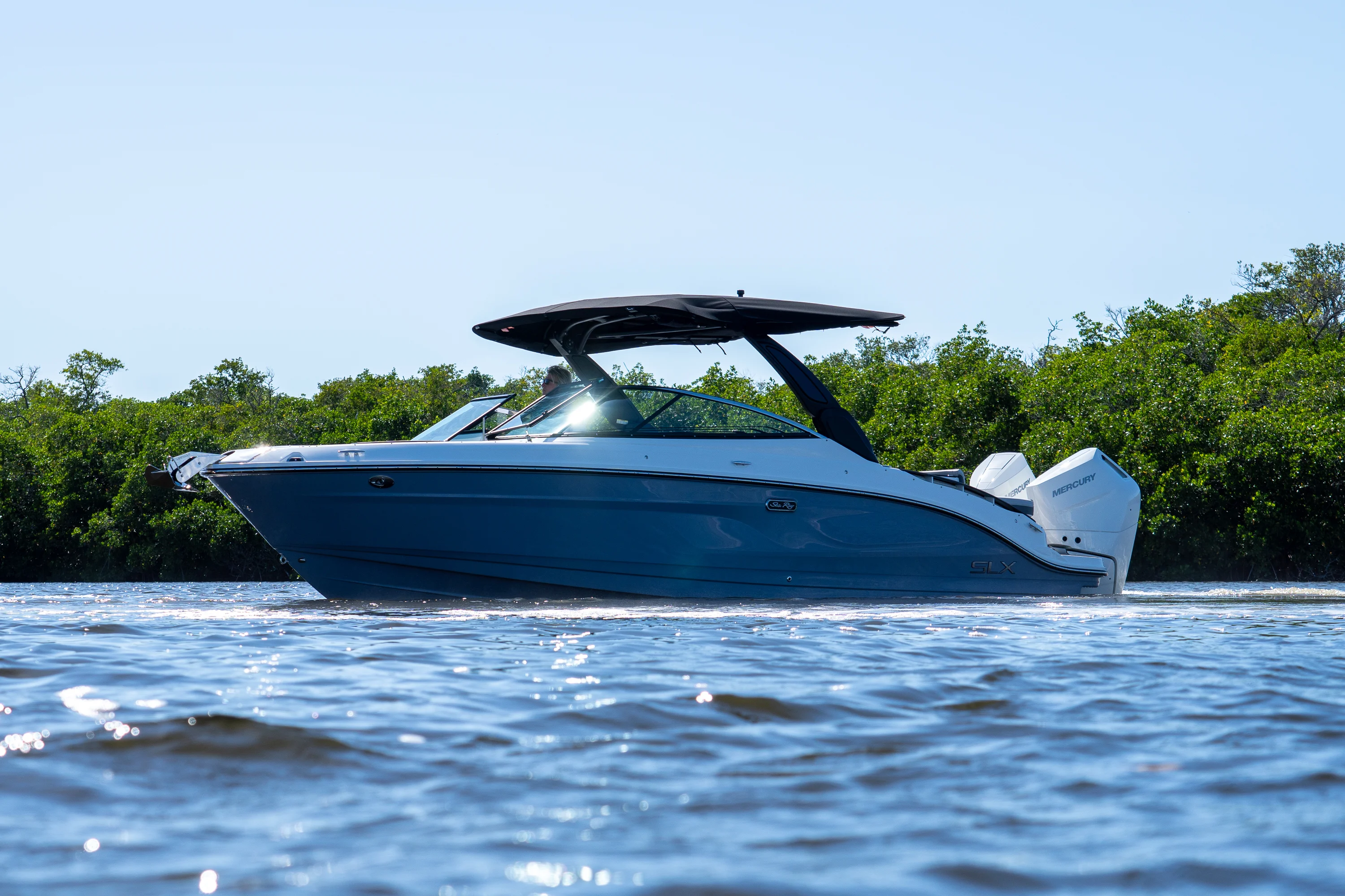 2026 Sea Ray SLX 280 Outboard Image Thumbnail #1