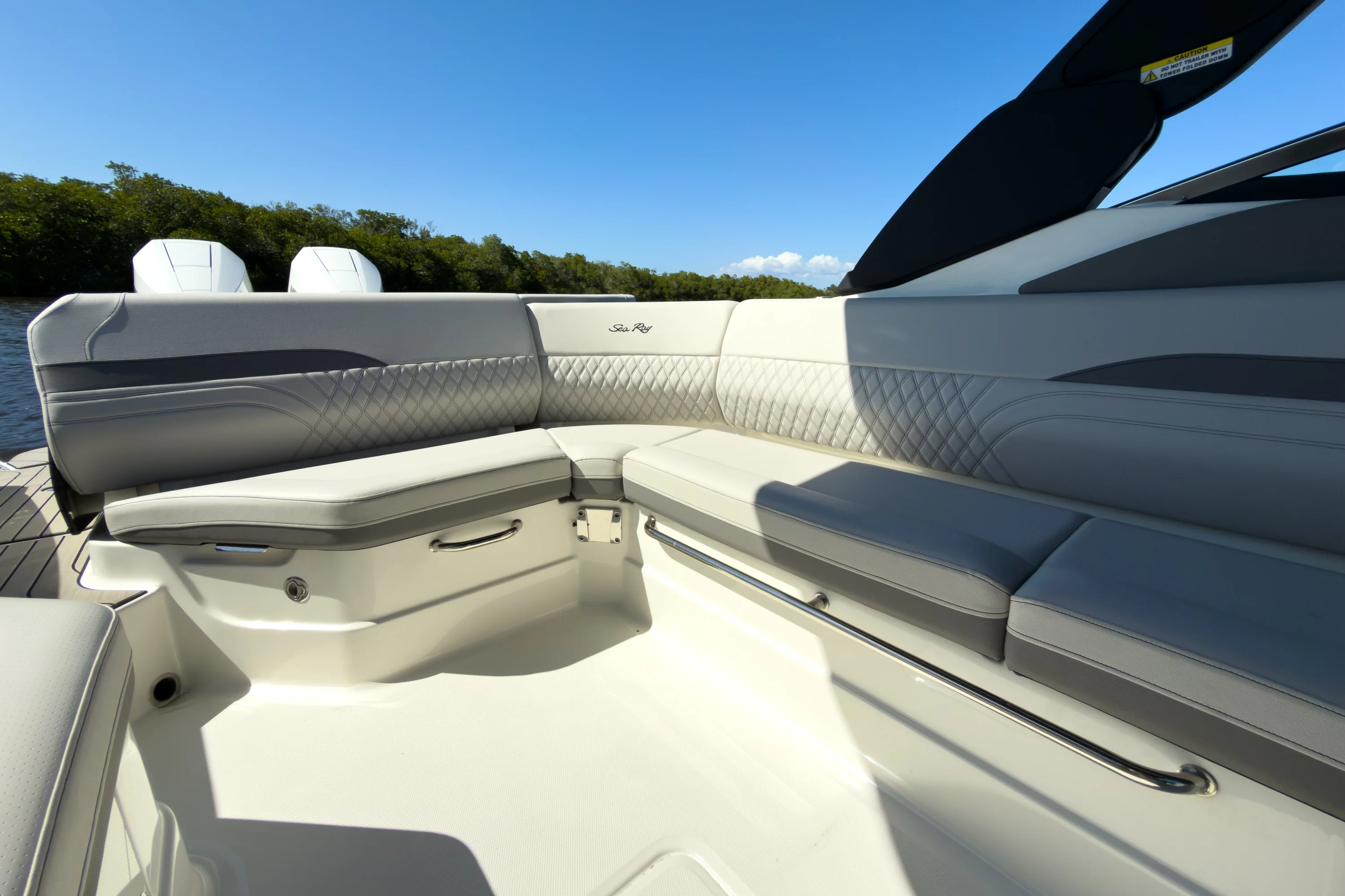 2026 Sea Ray SLX 280 Outboard Image Thumbnail #9