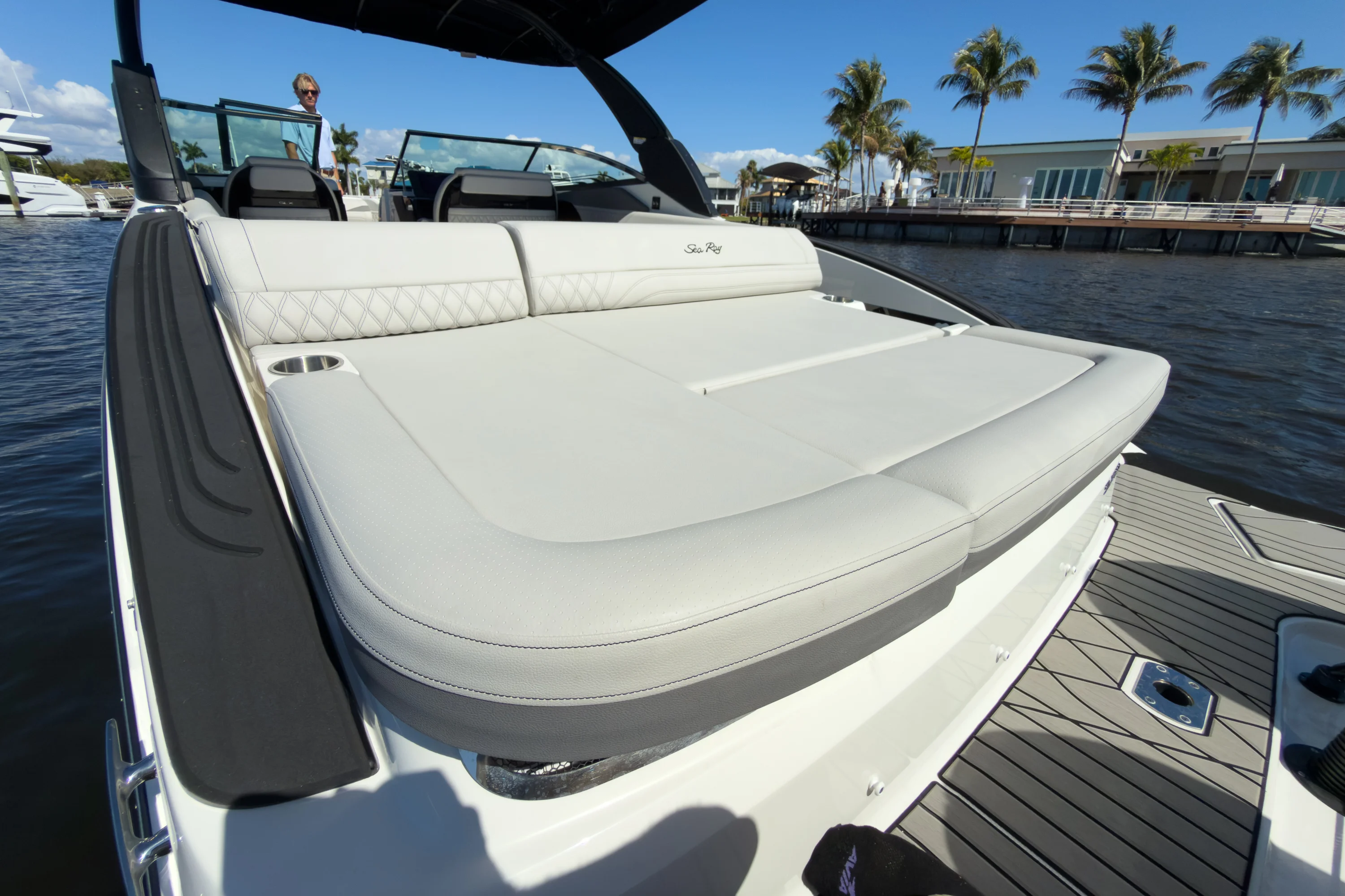 2026 Sea Ray SLX 280 Outboard Image Thumbnail #6