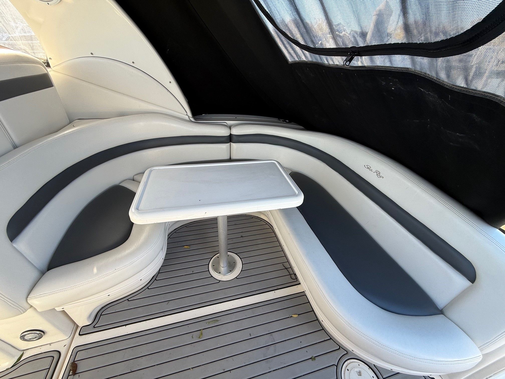 2003 Sea Ray 320 Sundancer Image Thumbnail #6