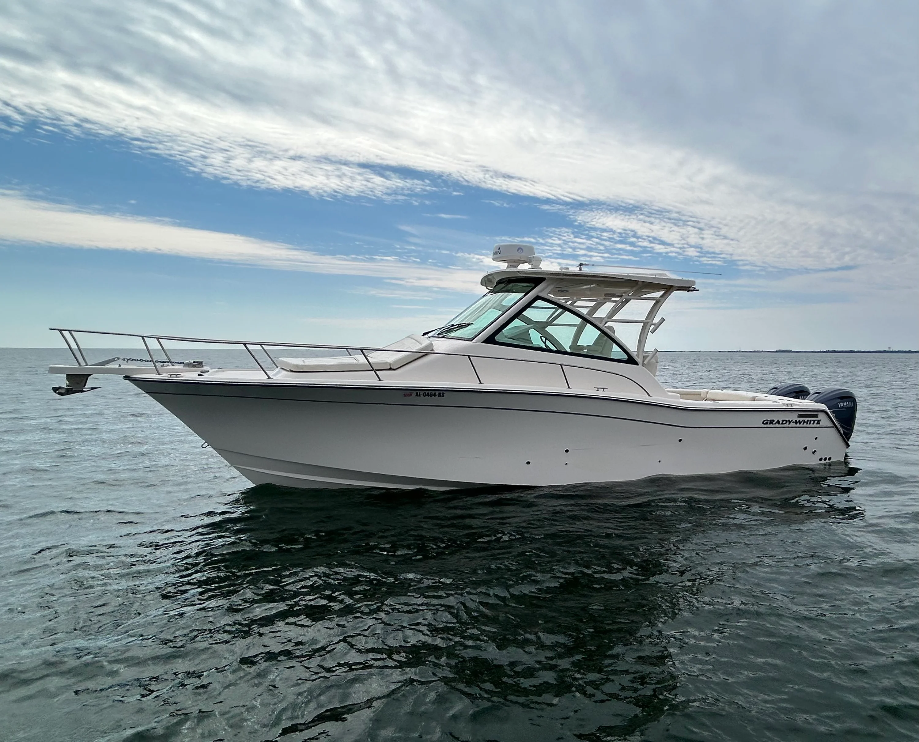 2021 Grady-White Express 330 Image Thumbnail #1