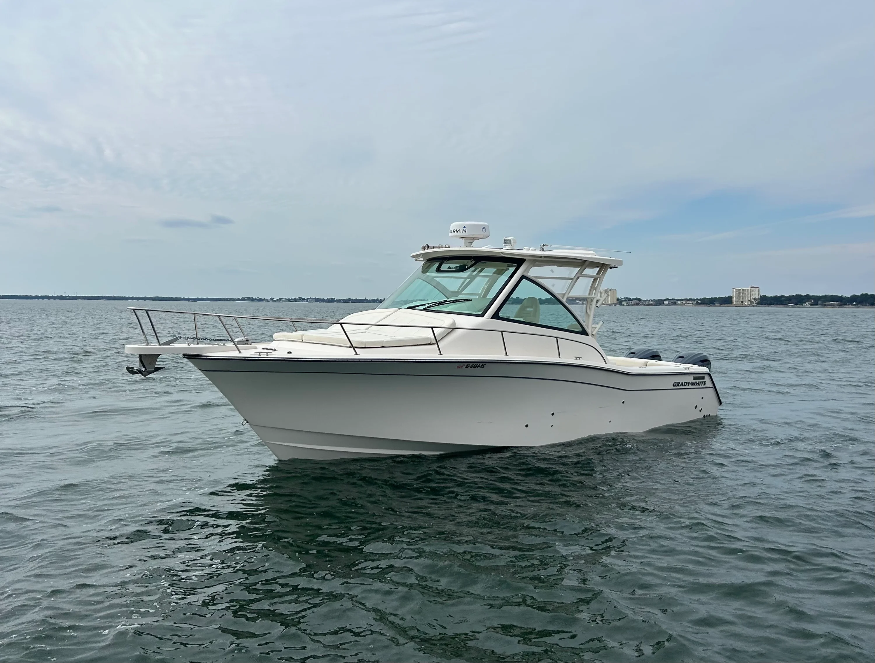 2021 Grady-White Express 330 Image Thumbnail #3