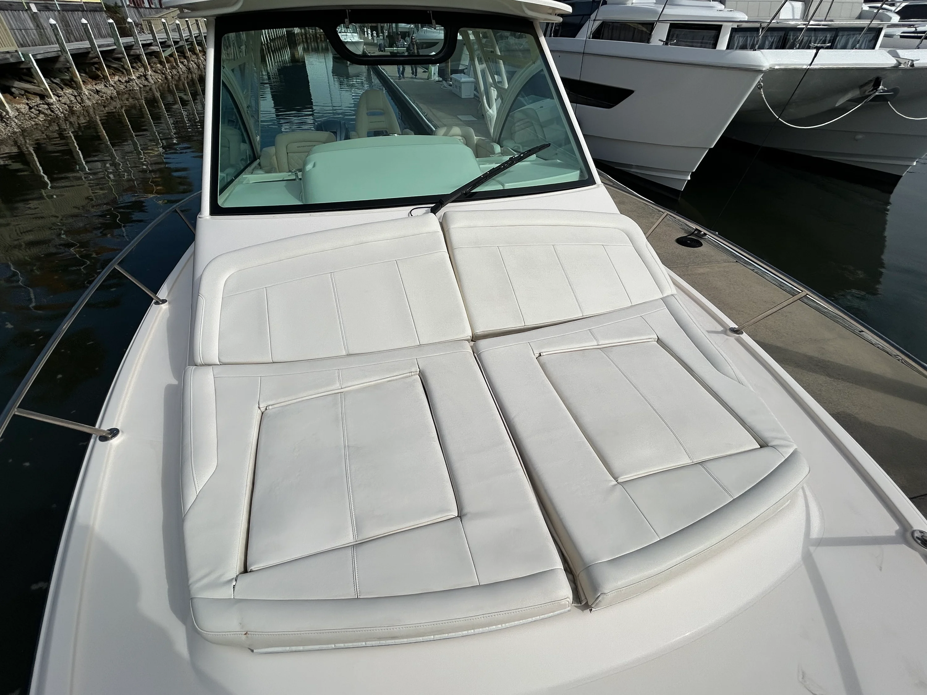 2021 Grady-White Express 330 Image Thumbnail #41