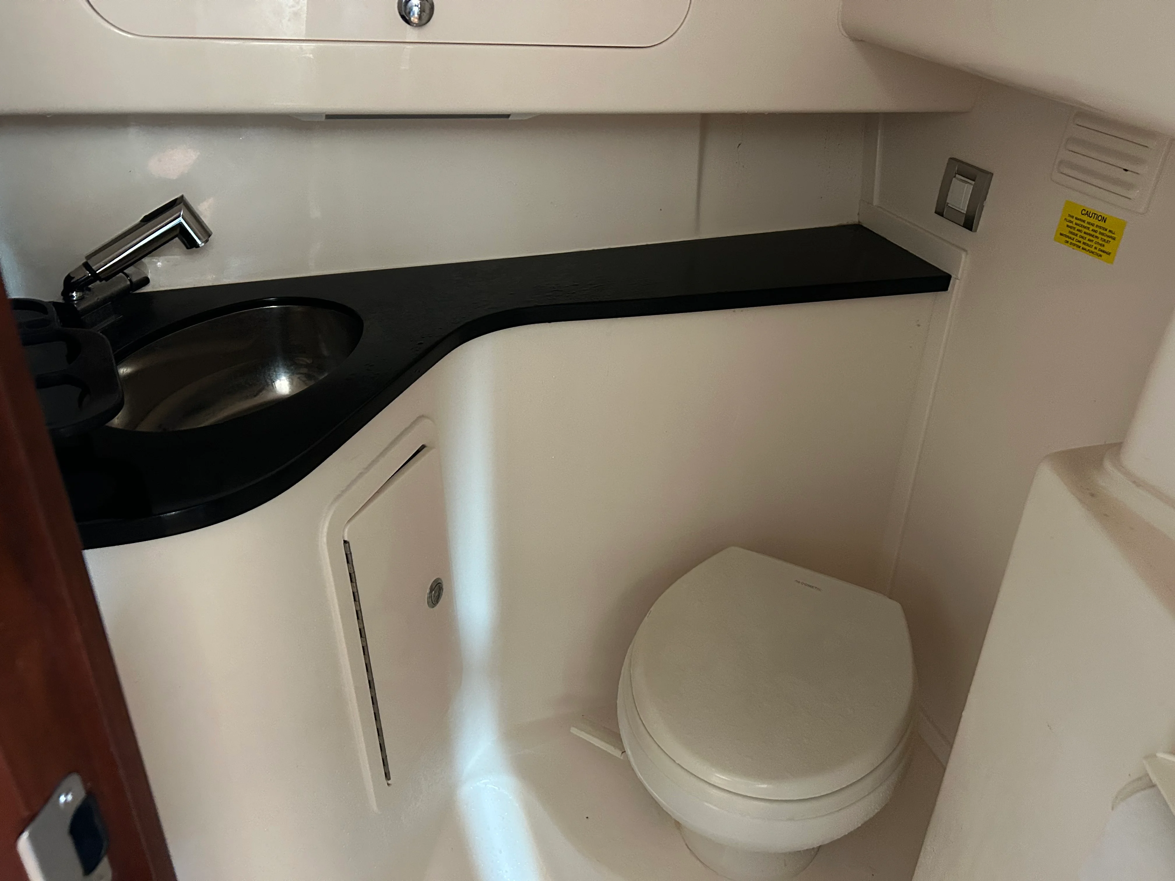 2021 Grady-White Express 330 Image Thumbnail #30