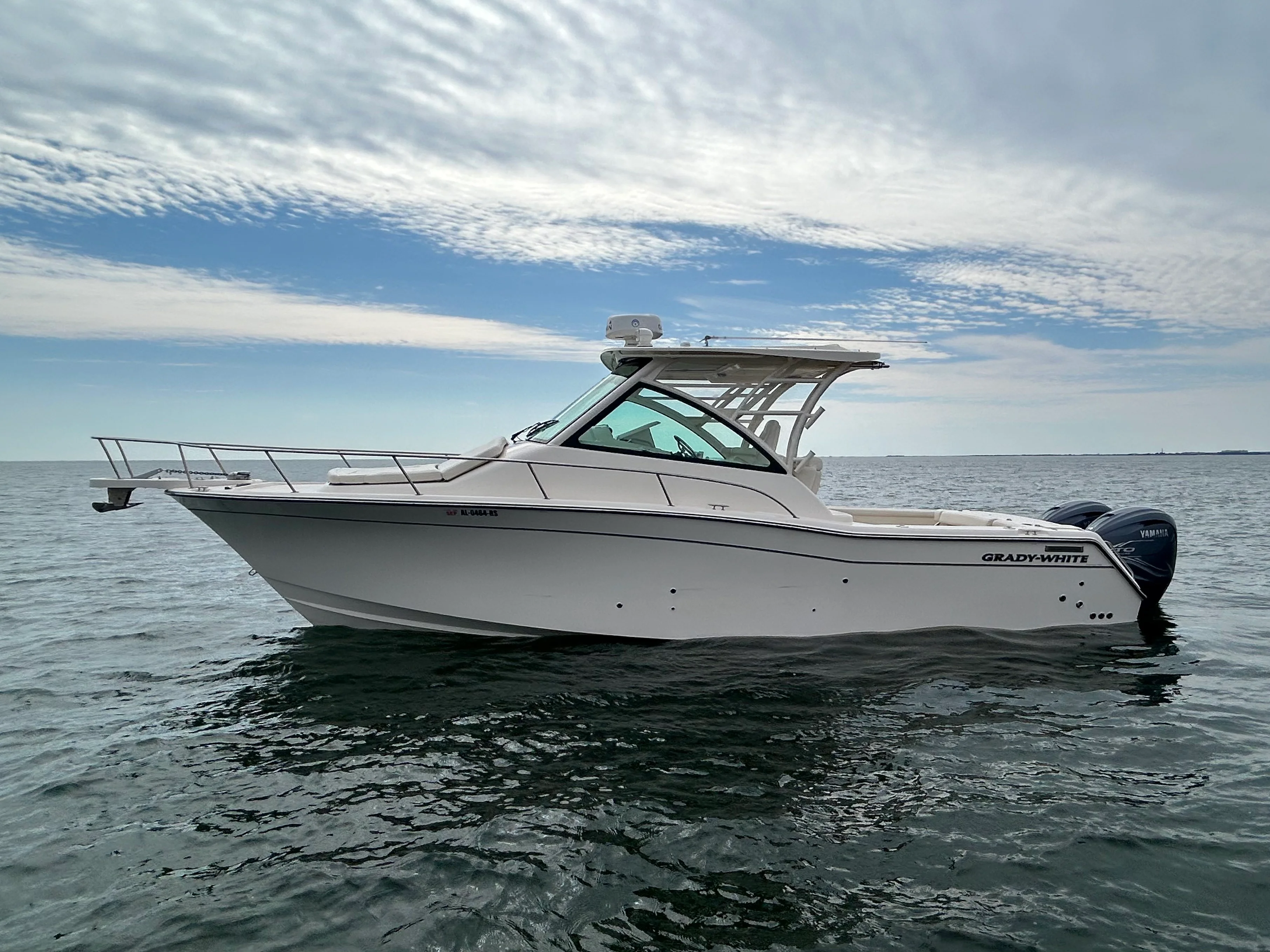 2021 Grady-White Express 330 Image Thumbnail #0