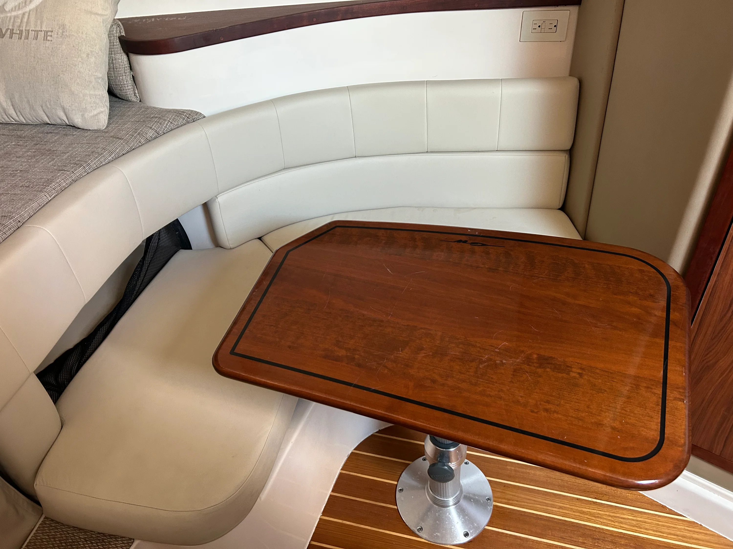 2021 Grady-White Express 330 Image Thumbnail #31