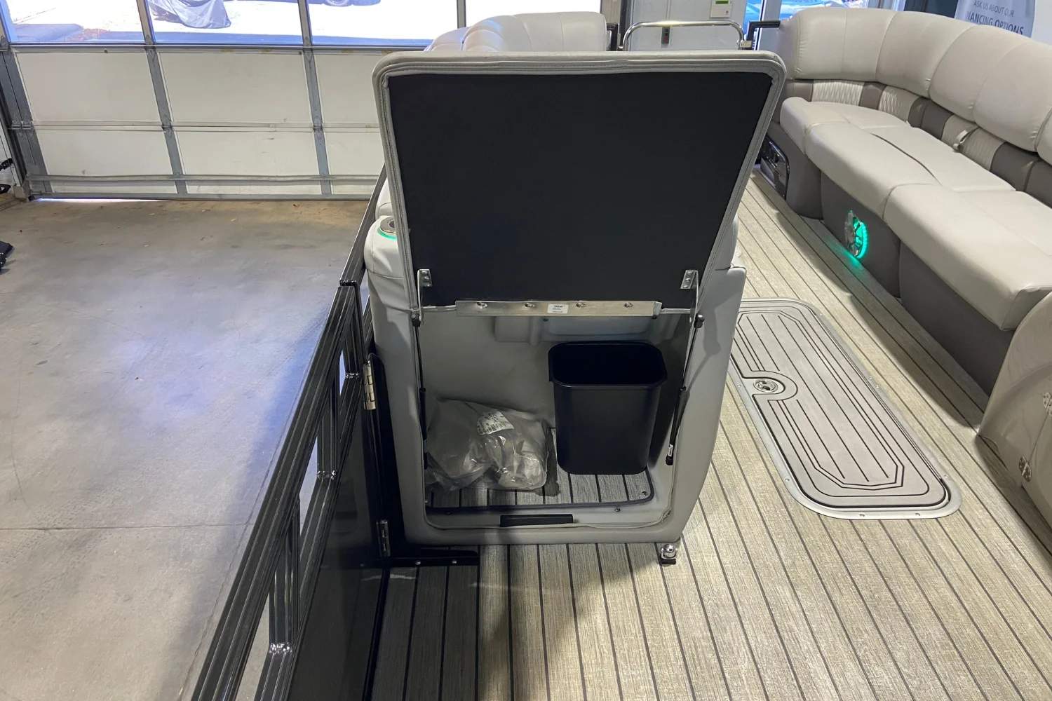 2023 Ranger 2500LS Image Thumbnail #18