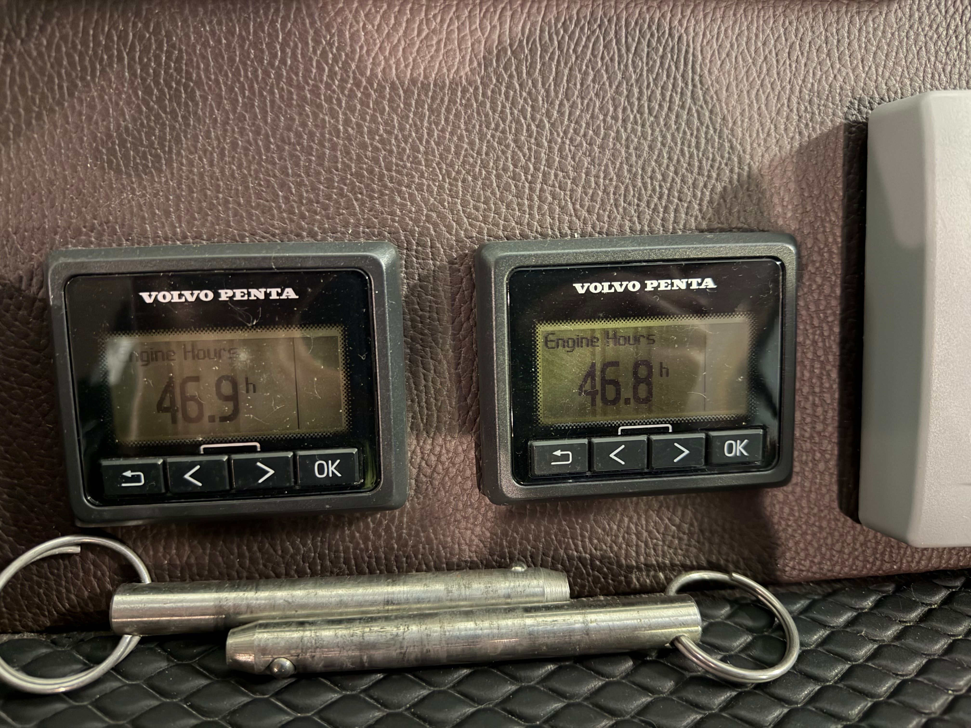 2014 Regal 52 SPORT COUPE Image Thumbnail #19