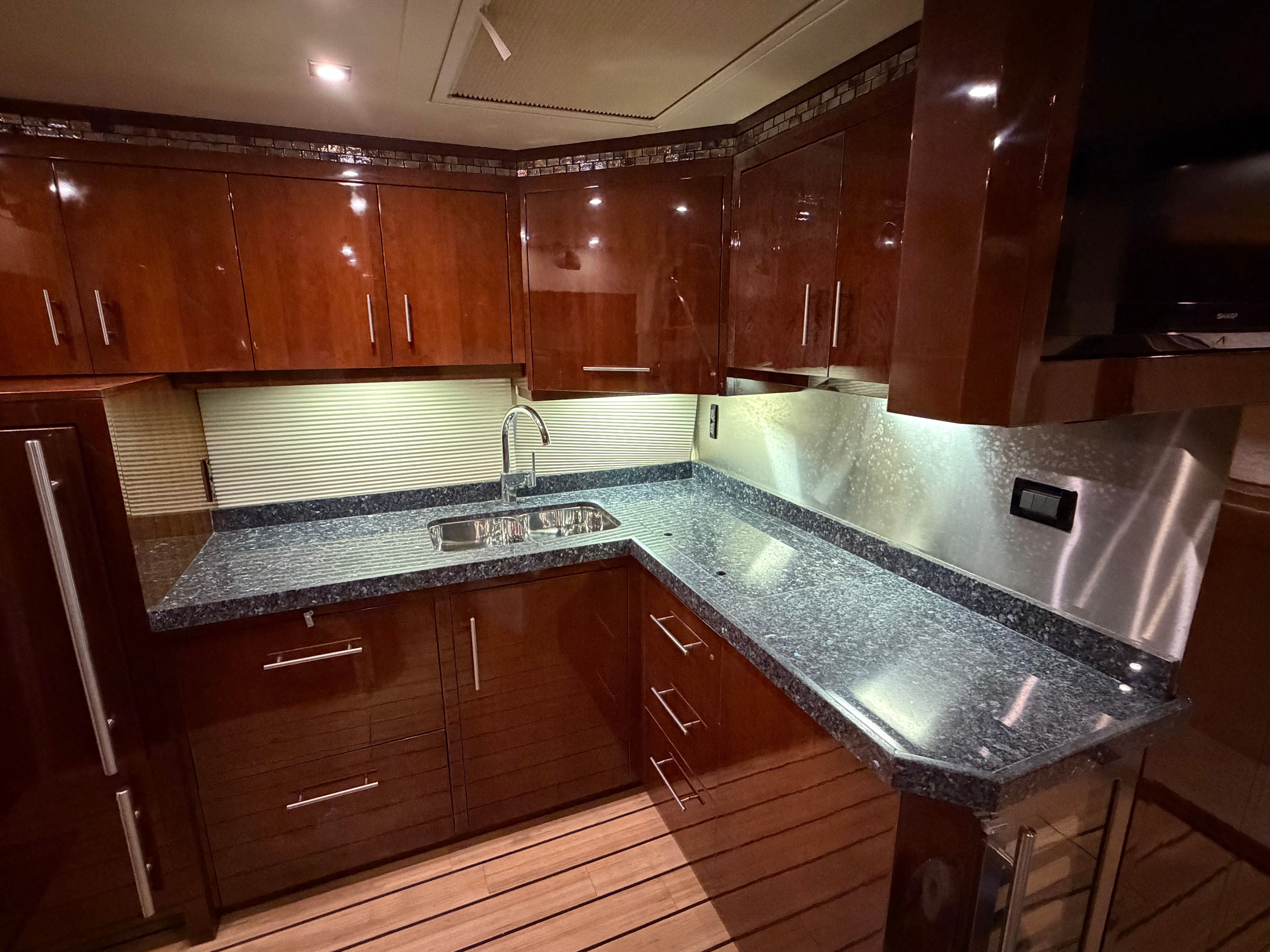 2014 Regal 52 SPORT COUPE Image Thumbnail #20