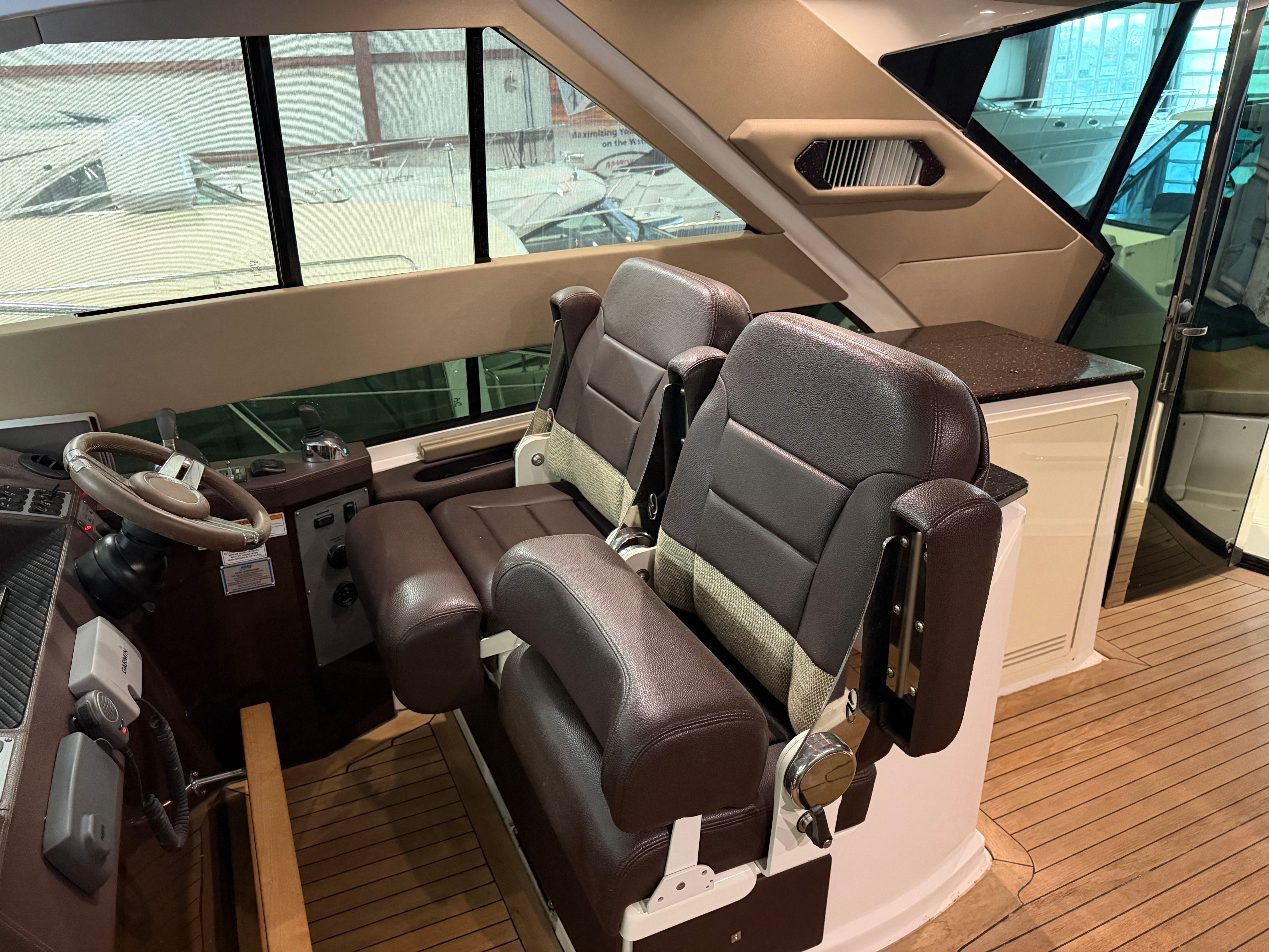 2014 Regal 52 SPORT COUPE Image Thumbnail #17