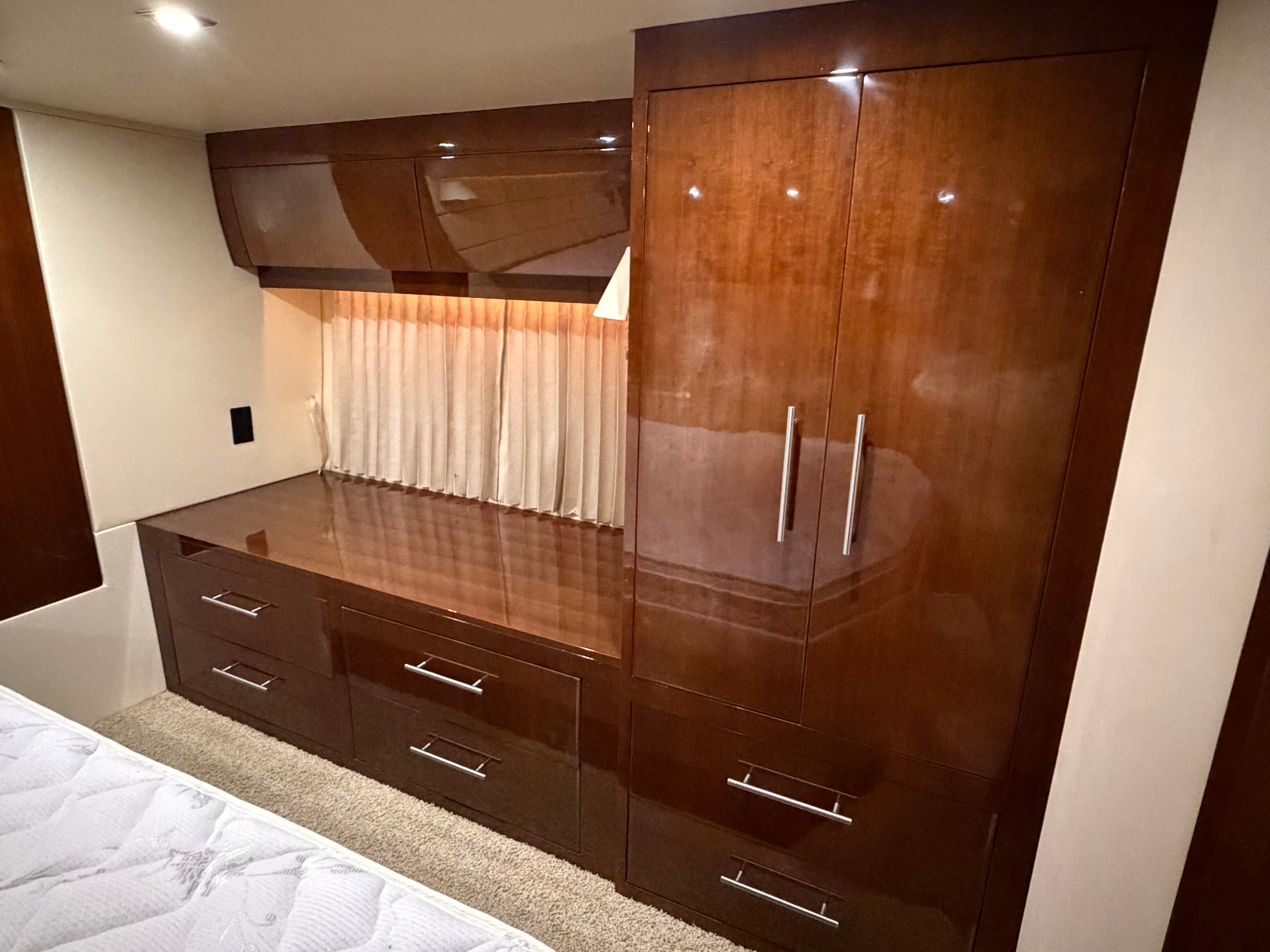 2014 Regal 52 SPORT COUPE Image Thumbnail #35