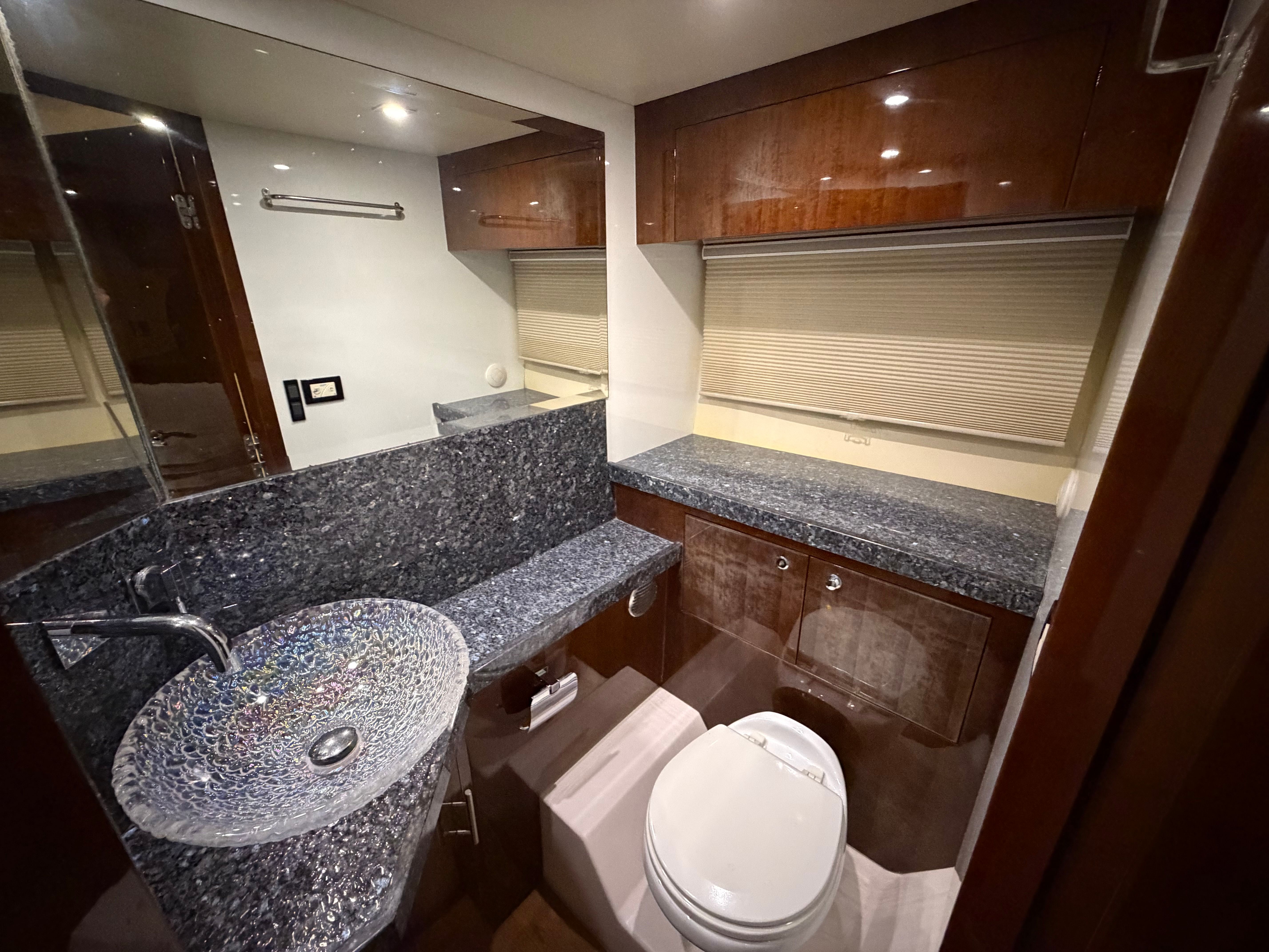 2014 Regal 52 SPORT COUPE Image Thumbnail #33