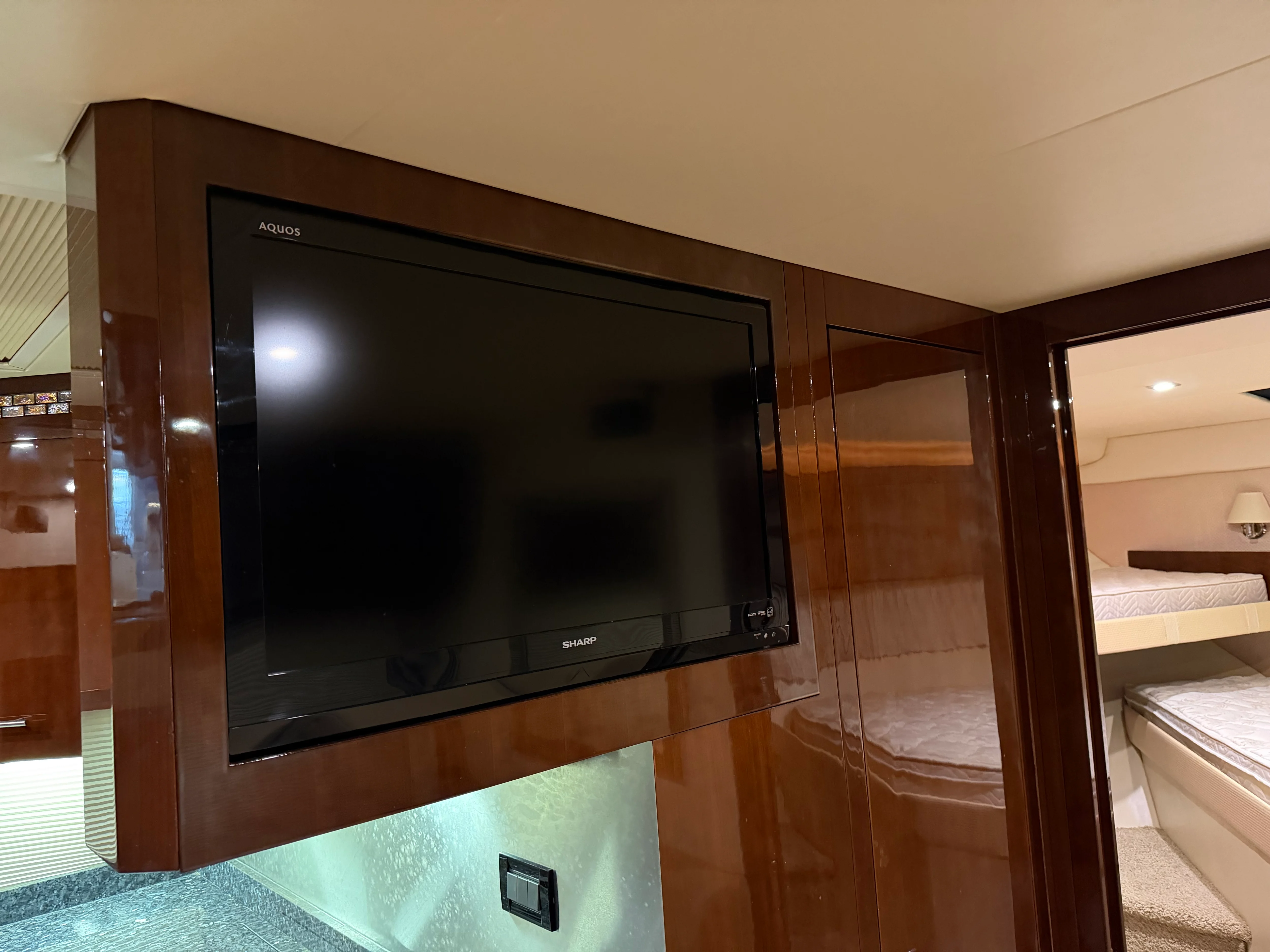 2014 Regal 52 SPORT COUPE Image Thumbnail #28