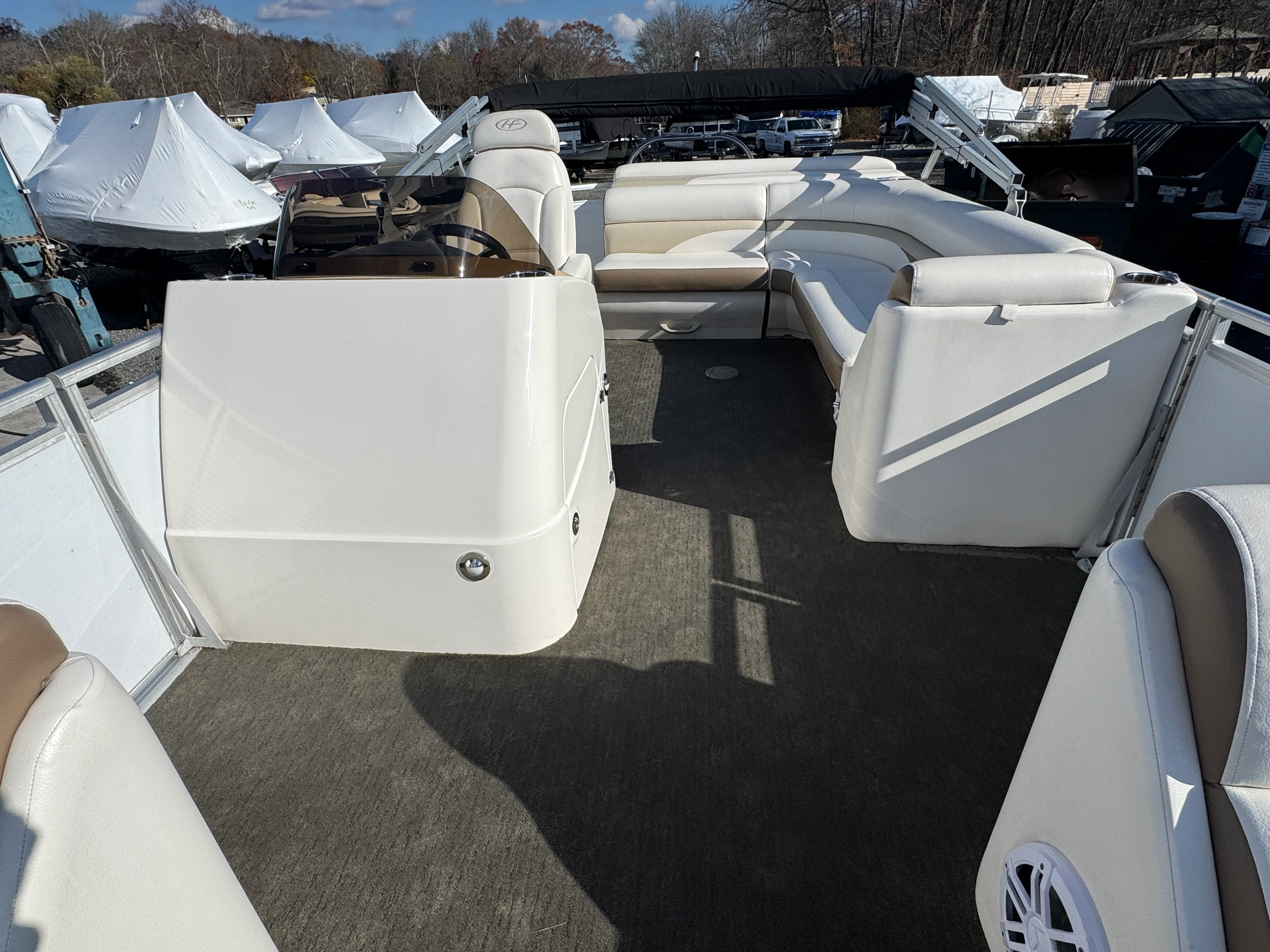 2014 Harris Sunliner 240 Image Thumbnail #12