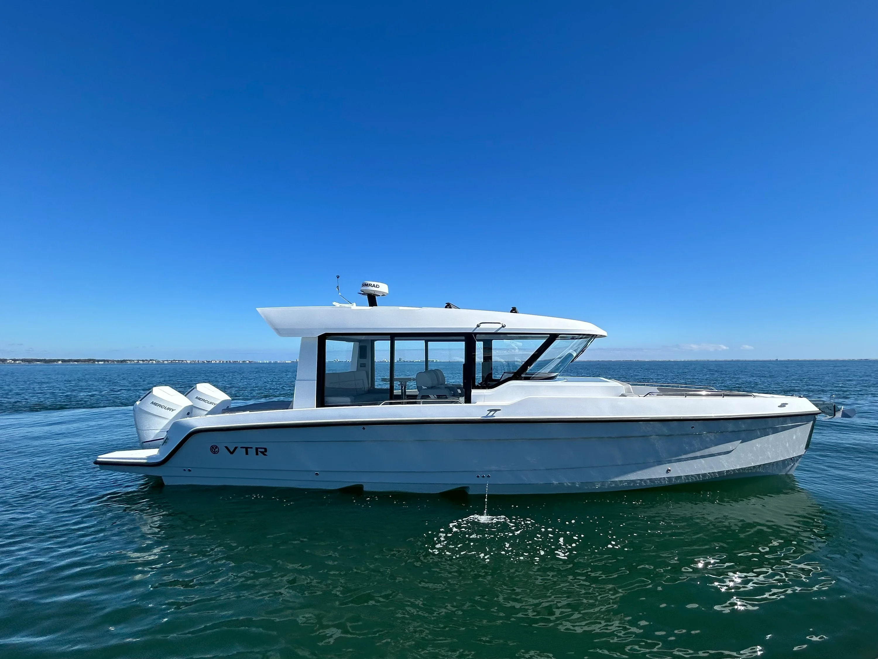 2026 Cruisers Yachts 38 VTR EC Image Thumbnail #15