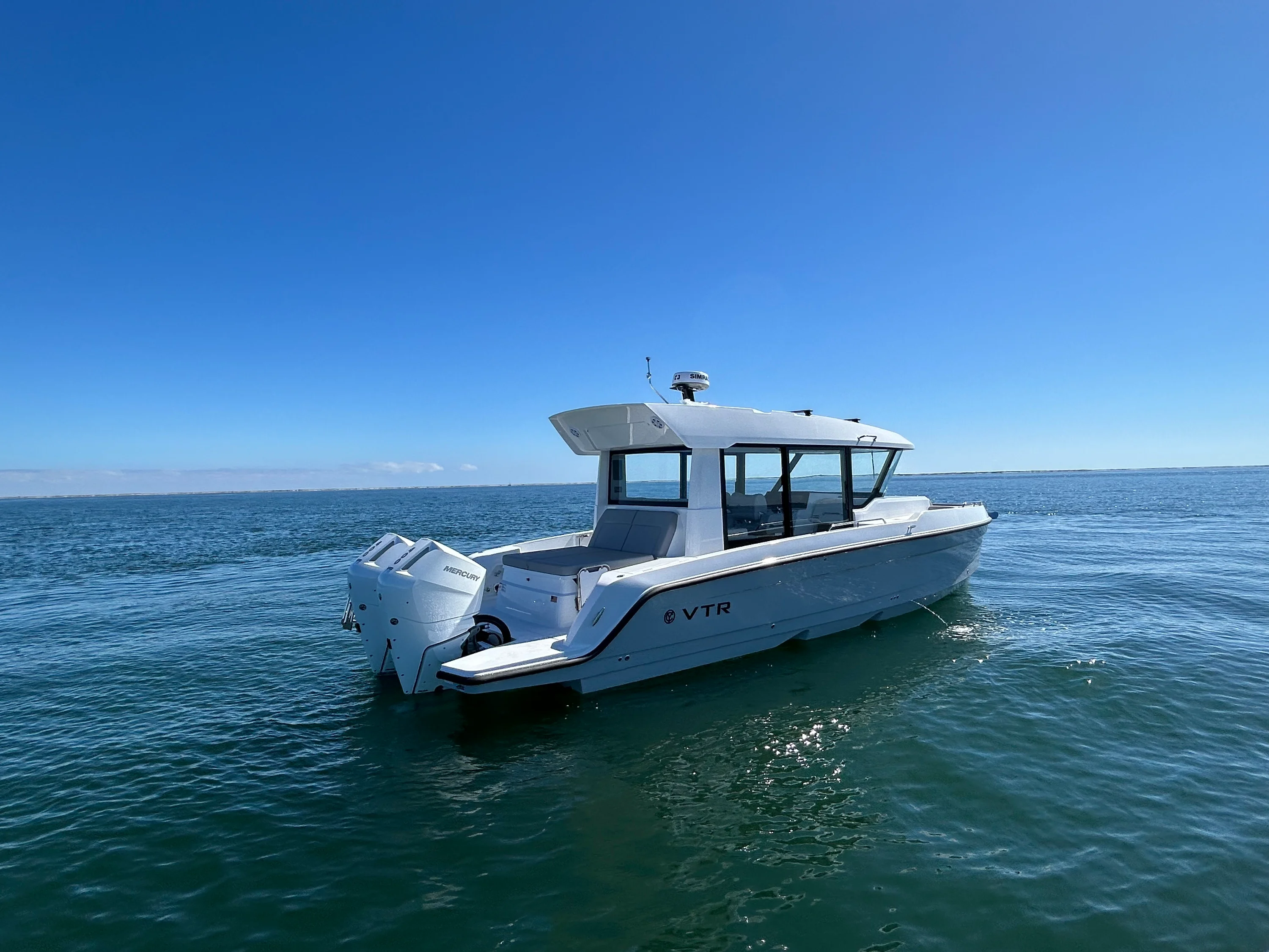 2026 Cruisers Yachts 38 VTR EC Image Thumbnail #12