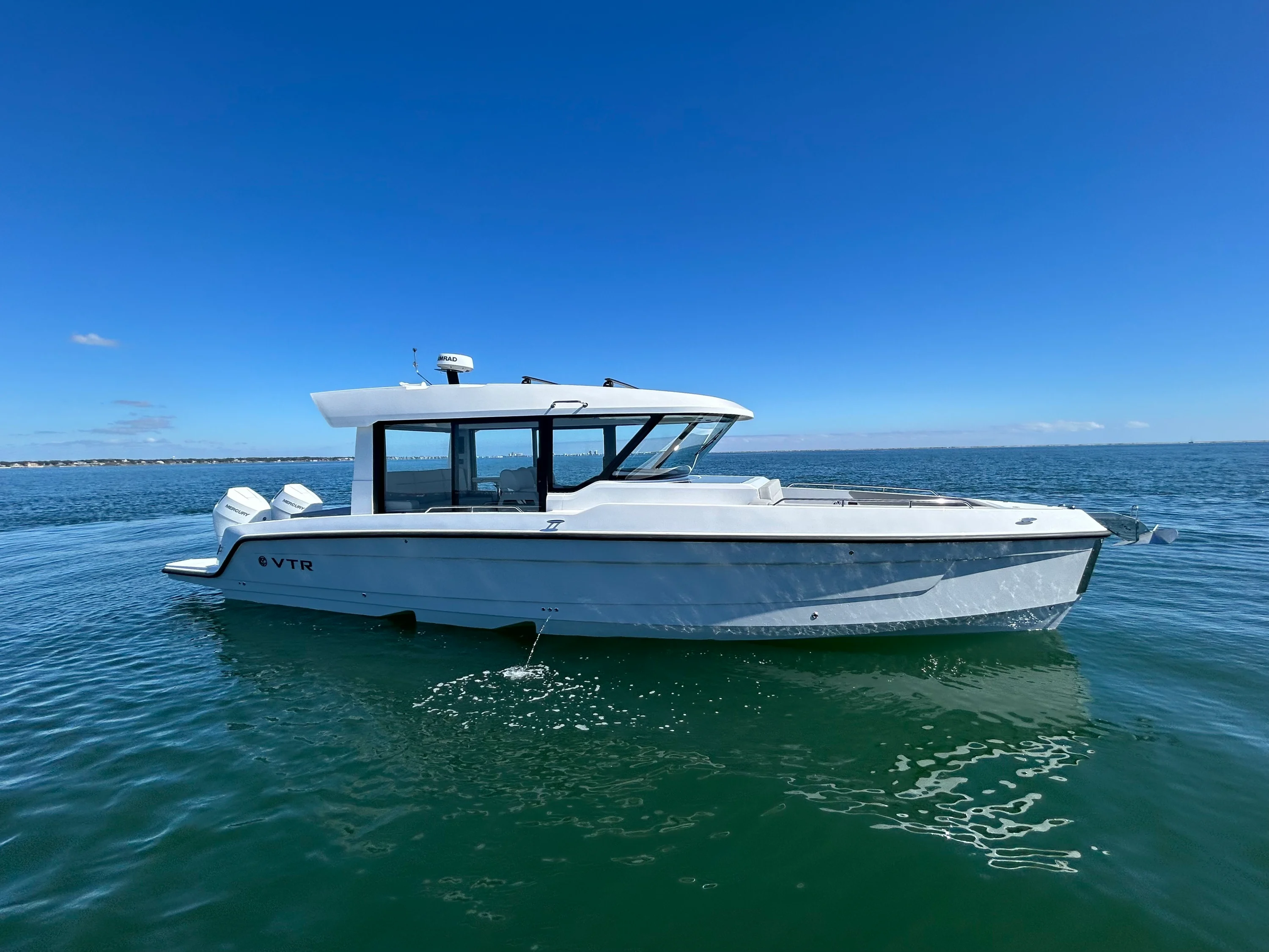 2026 Cruisers Yachts 38 VTR EC Image Thumbnail #16