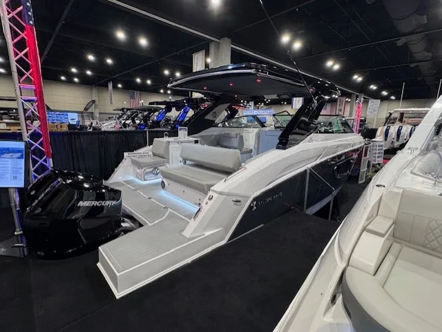 2026 Cruisers Yachts 34 GLS Outboard Image Thumbnail #0