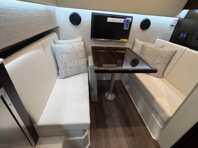 2026 Cruisers Yachts 34 GLS Outboard Image Thumbnail #33