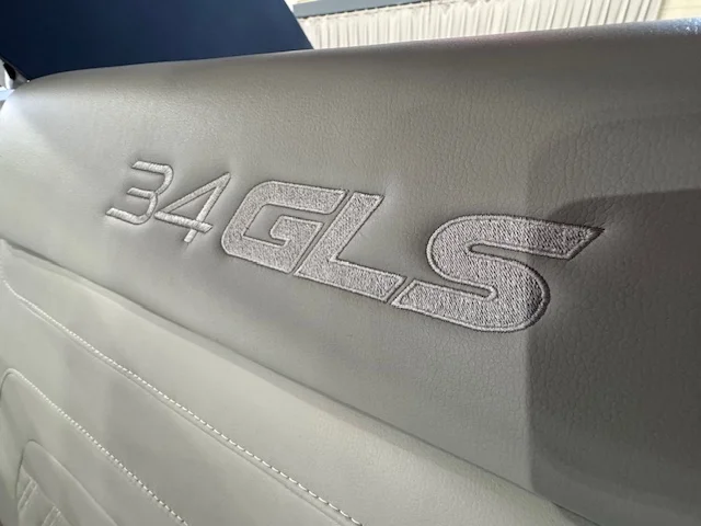 2026 Cruisers Yachts 34 GLS Outboard Image Thumbnail #19
