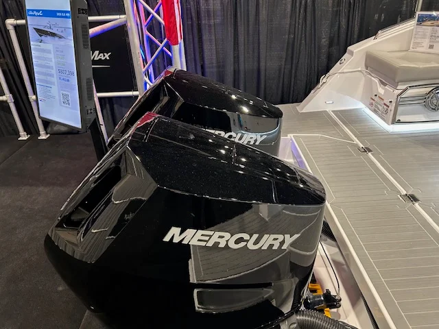 2026 Cruisers Yachts 34 GLS Outboard Image Thumbnail #4