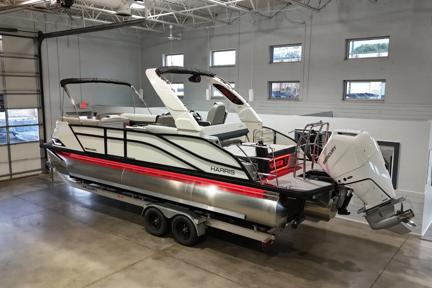 2026 Harris Grand Mariner 250 Image Thumbnail #3