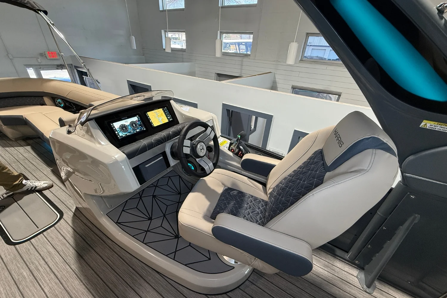 2026 Harris Grand Mariner 250 Image Thumbnail #17