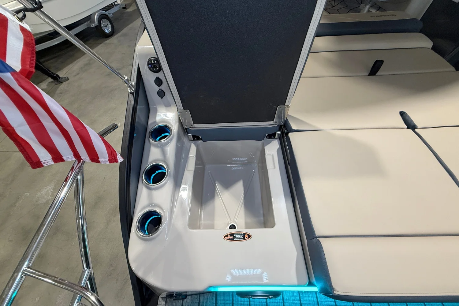 2026 Harris Grand Mariner 250 Image Thumbnail #9