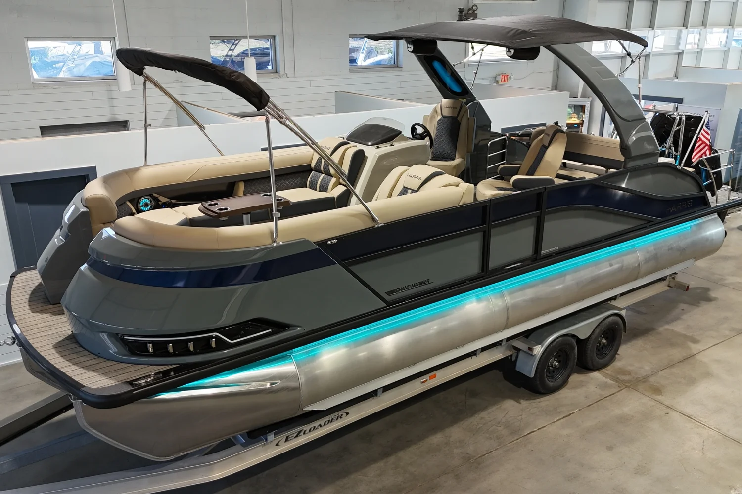 2026 Harris Grand Mariner 250 Image Thumbnail #2