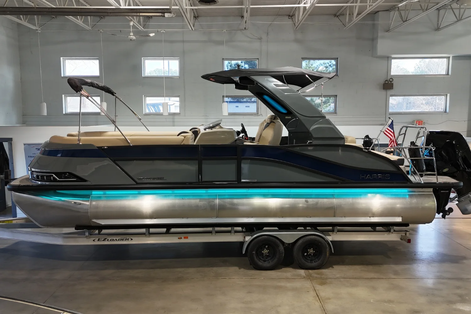 2026 Harris Grand Mariner 250 Image Thumbnail #1